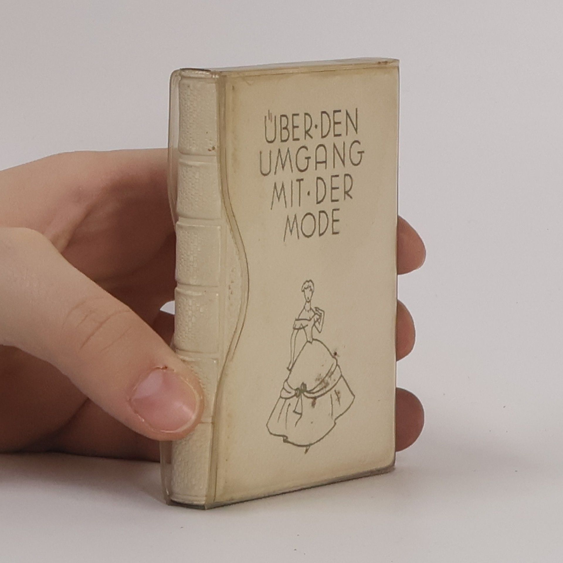 Kolektiv autorů Über den Umgang mit der Mode