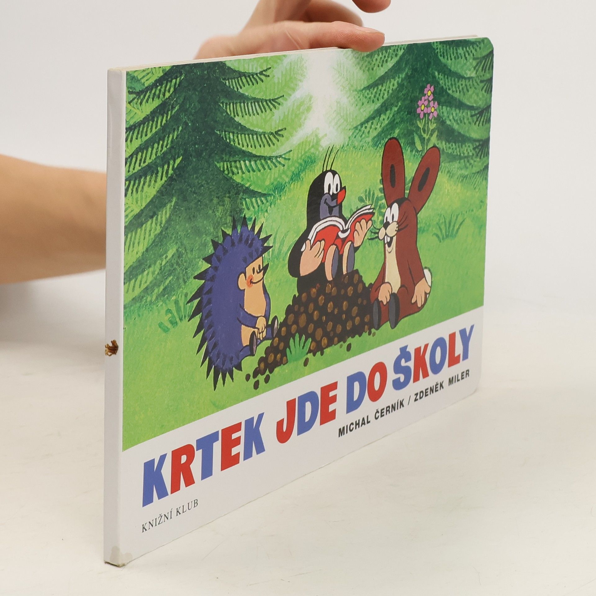 Michal Černík Krtek jde do školy