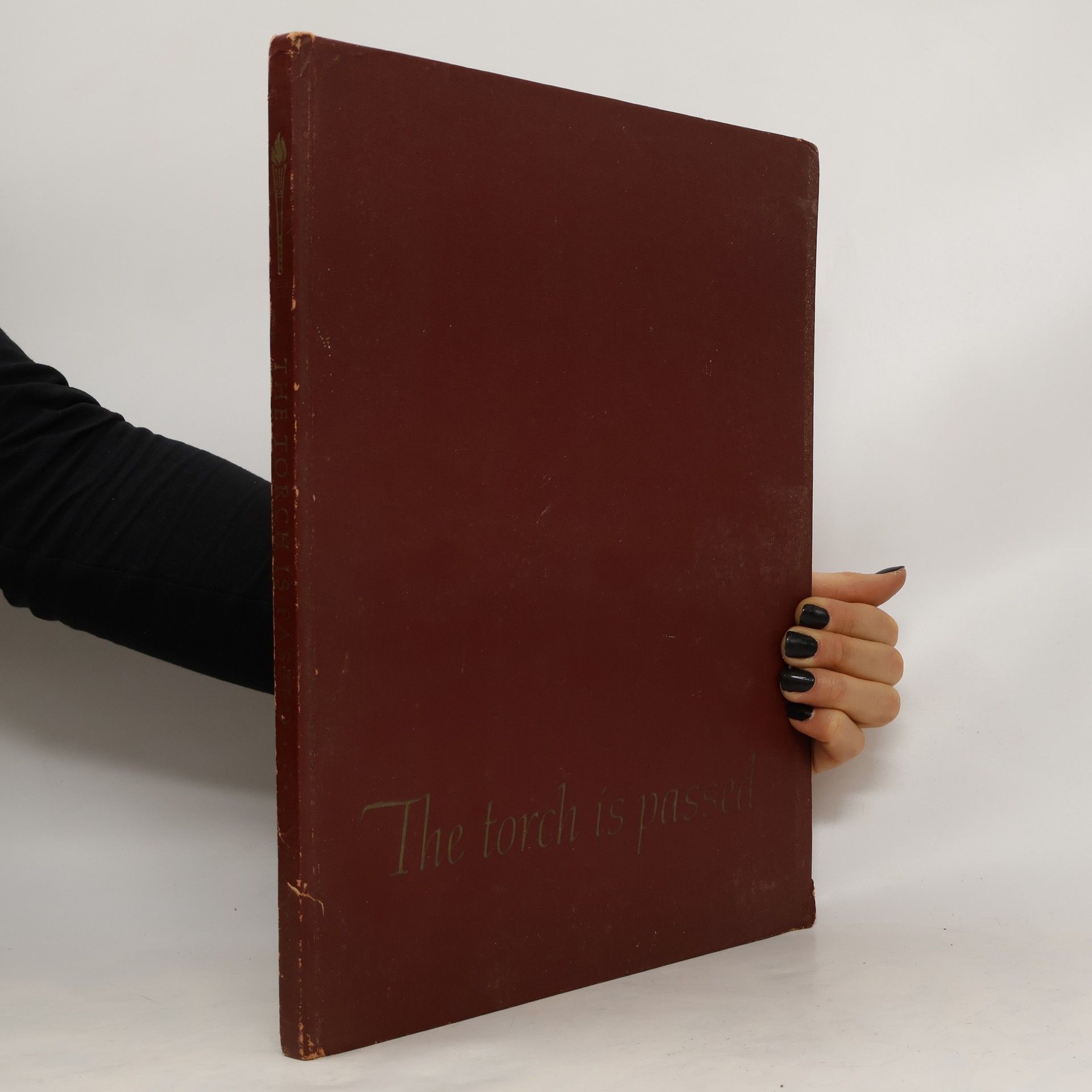 Collectif d'auteurs The Torch is Passed...