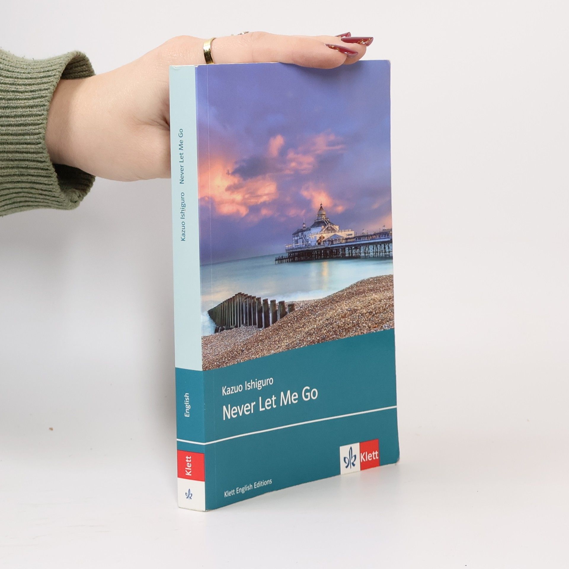 Kazuo Ishiguro Never let me go