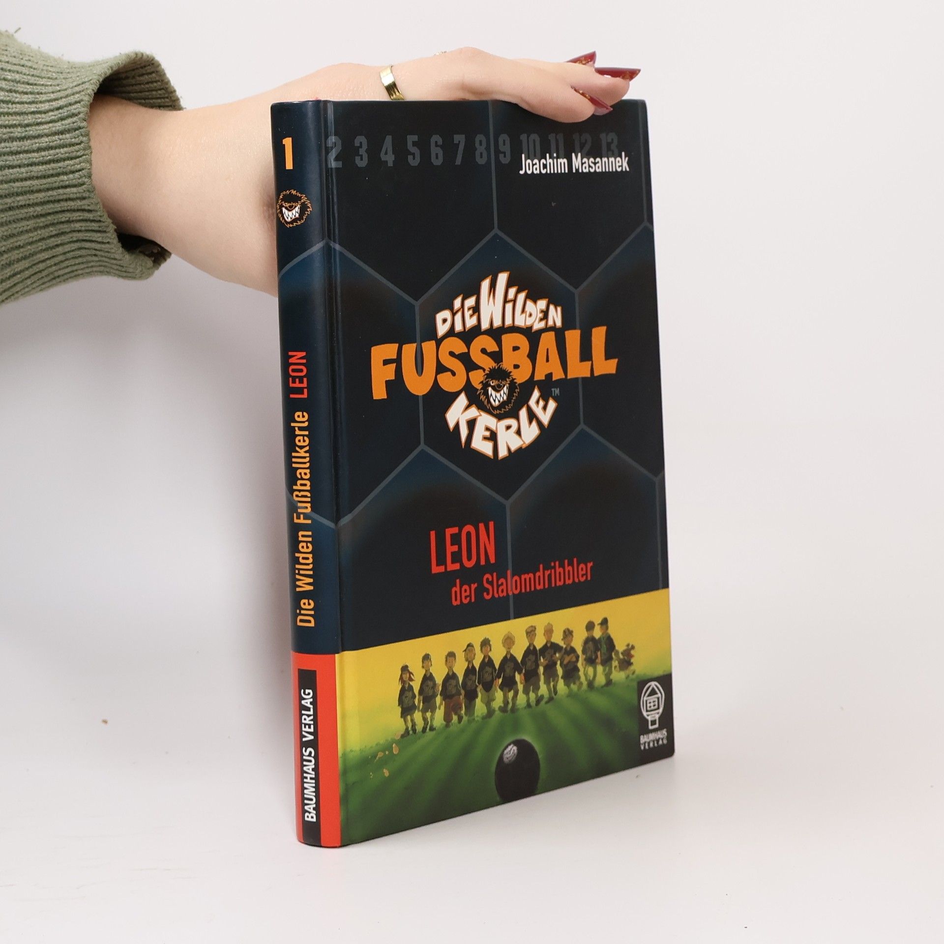 Joachim Masannek Leon, der Slalomdribbler