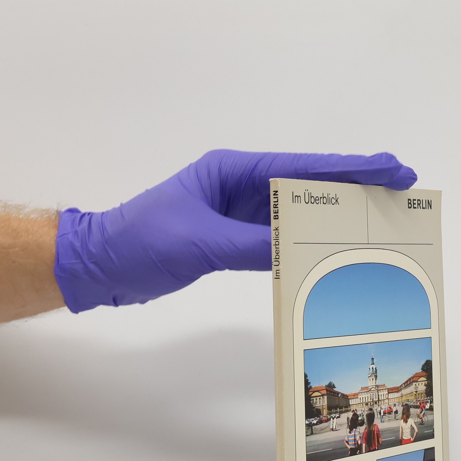 Autores varios Im Überblick. Berlin