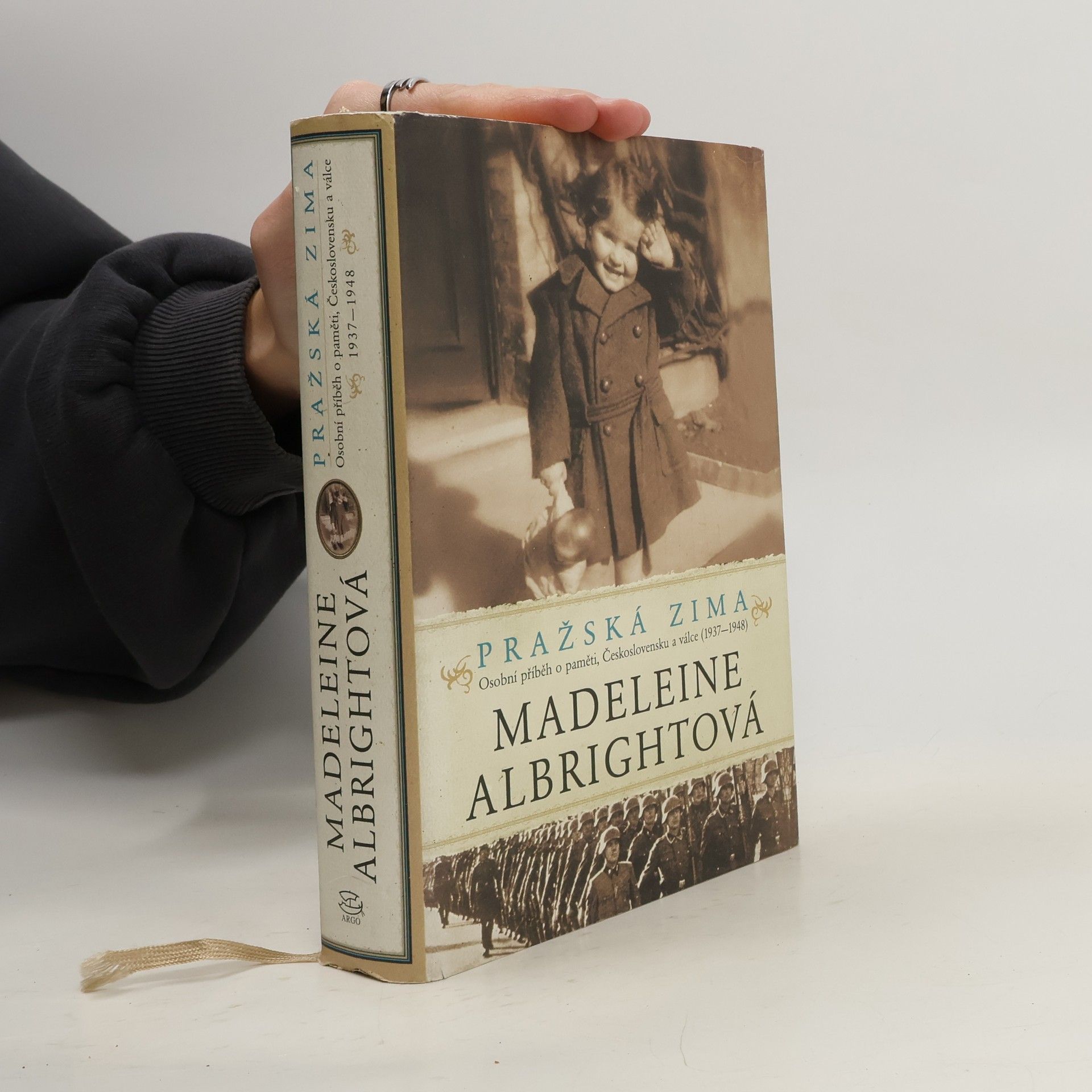 Madeleine Albright Pražská zima