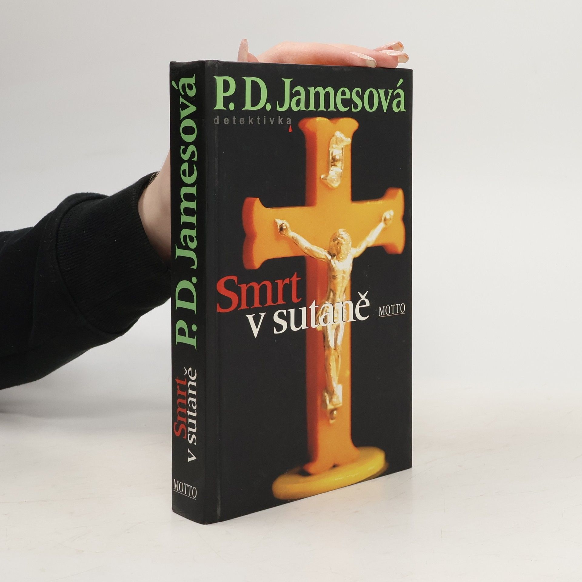 James P.D. Smrt v sutaně
