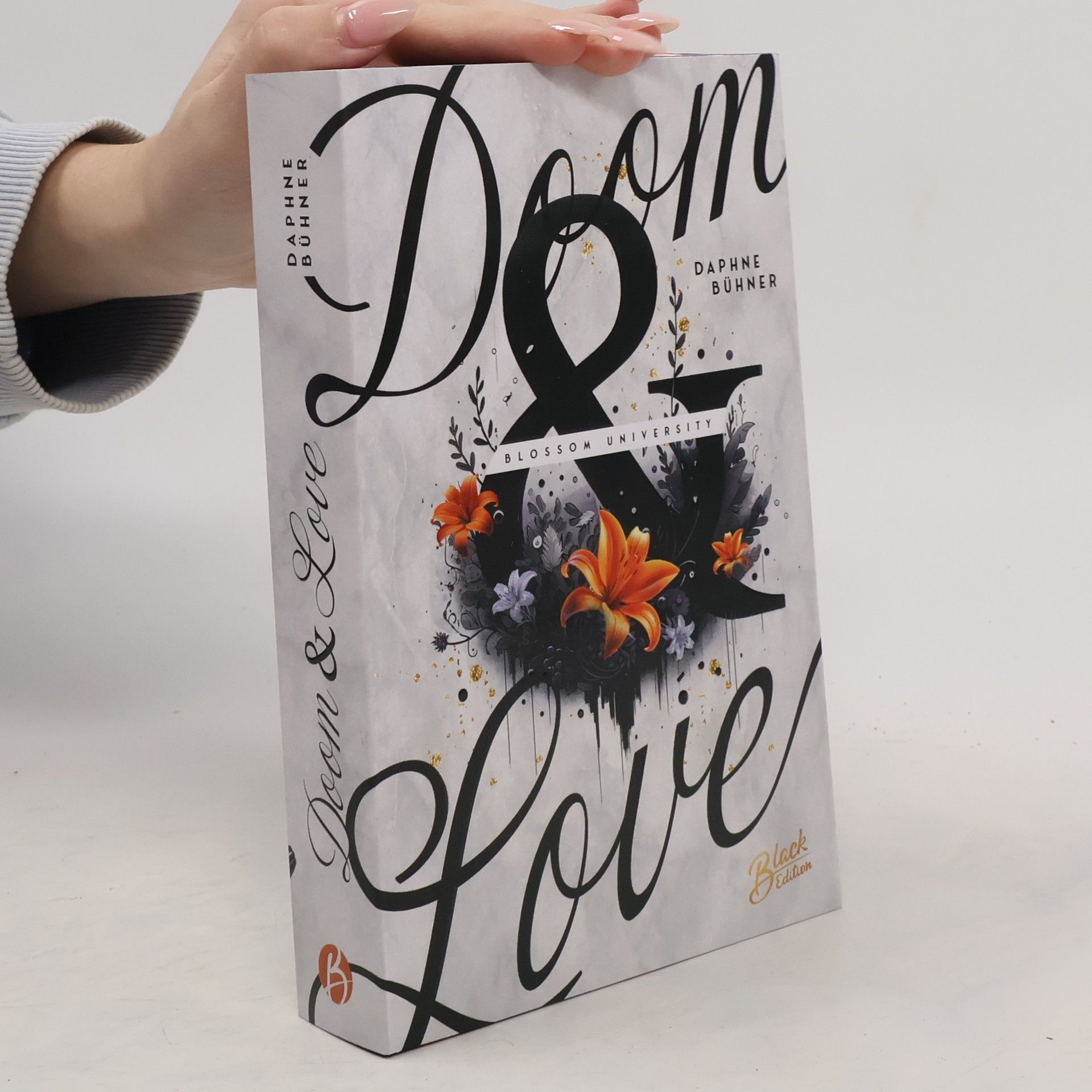 Daphne Bühner Doom & Love