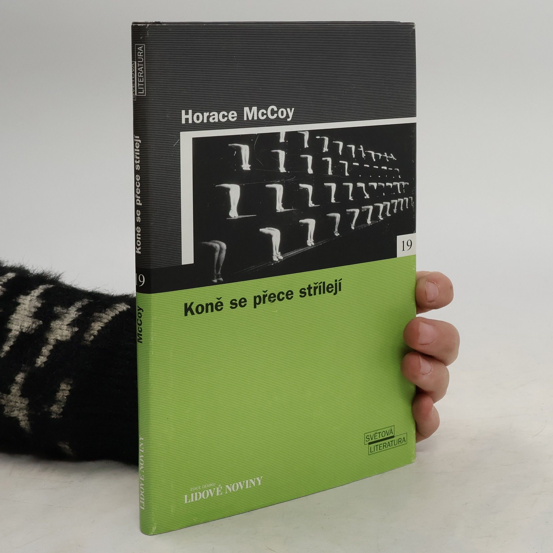 Koně se přece střílejí