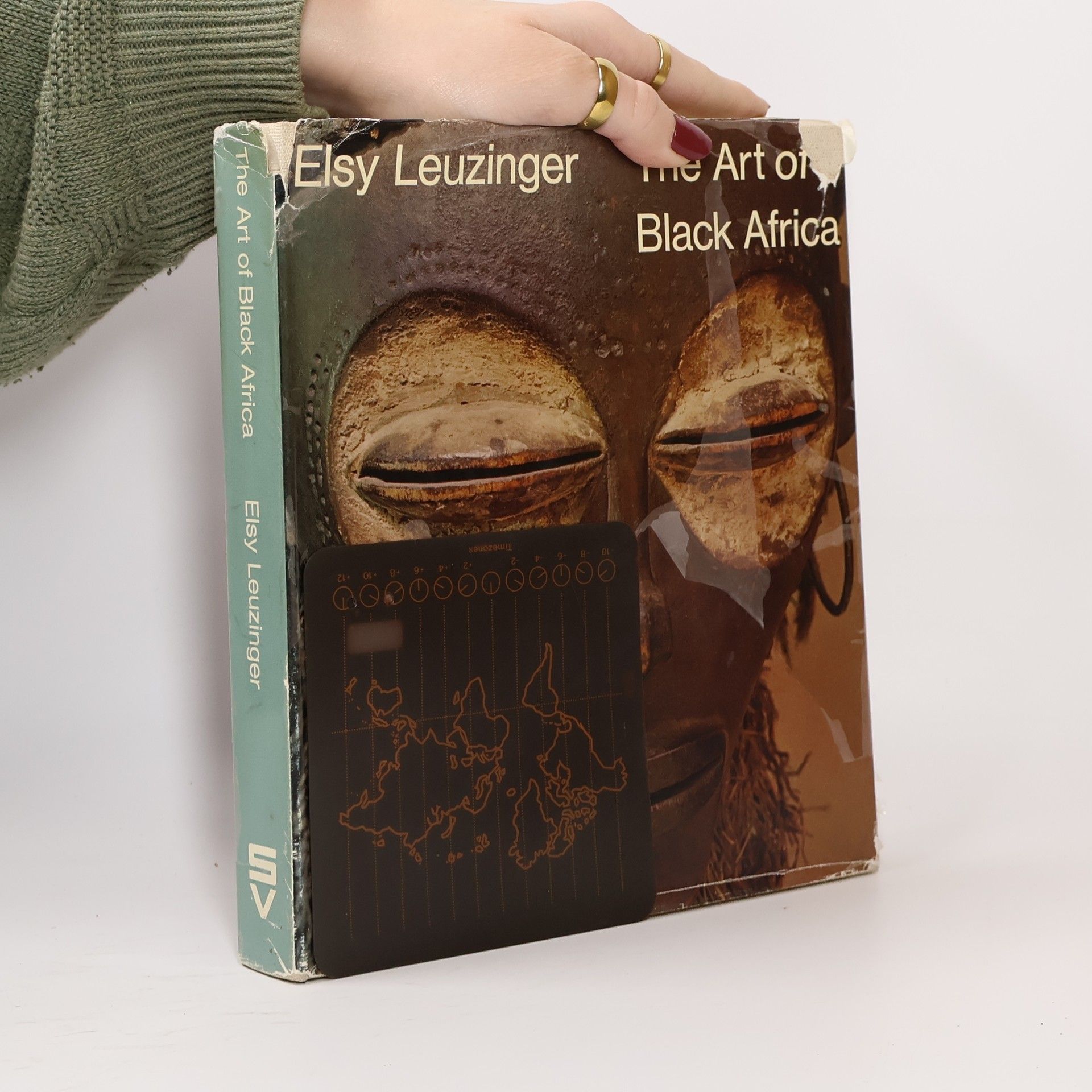 Elsy Leuzinger The Art of Black Africa (Translated by R.A. Wilson.)