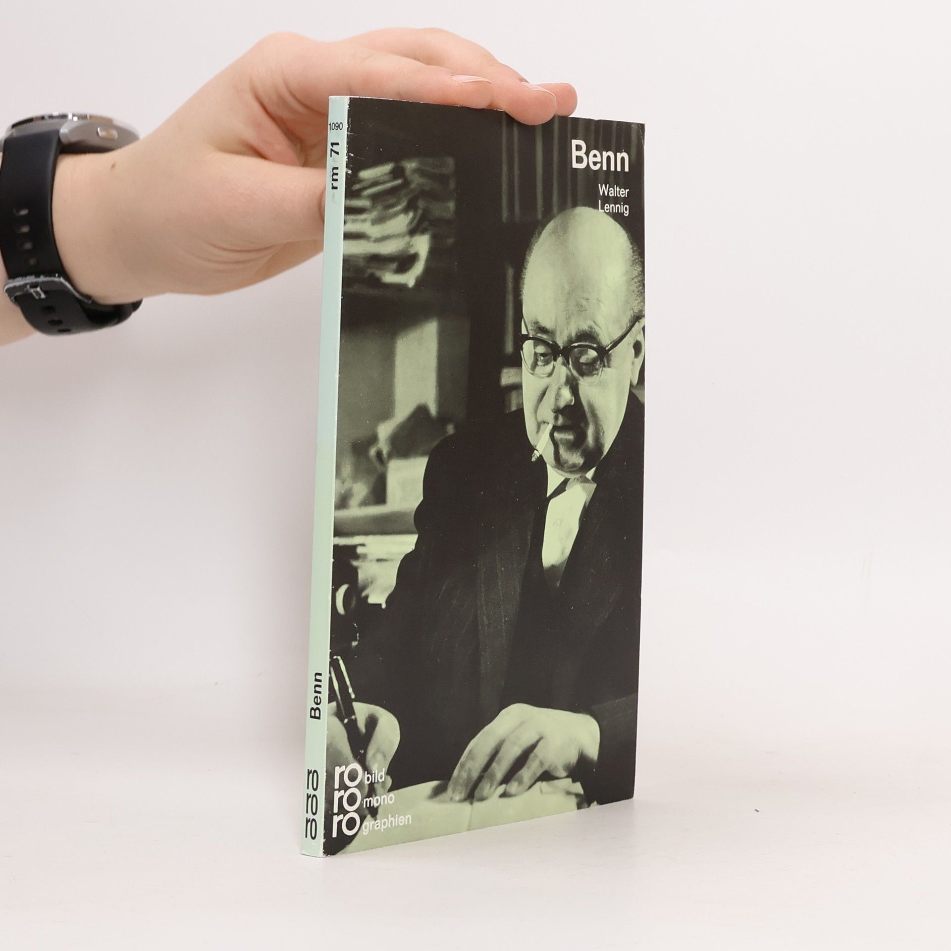 Gottfried Benn in Selbstzeugnissen und Bilddokumenten