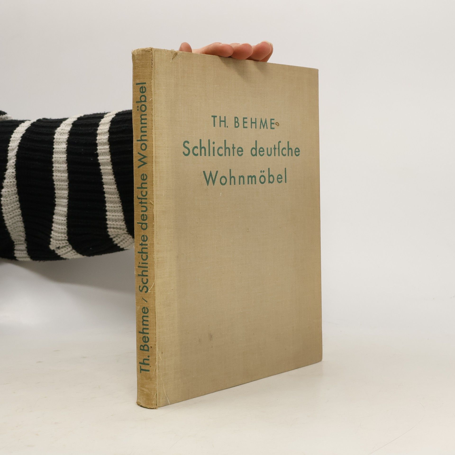 Th. Behme Schlichte deutsche Wohnmöbel