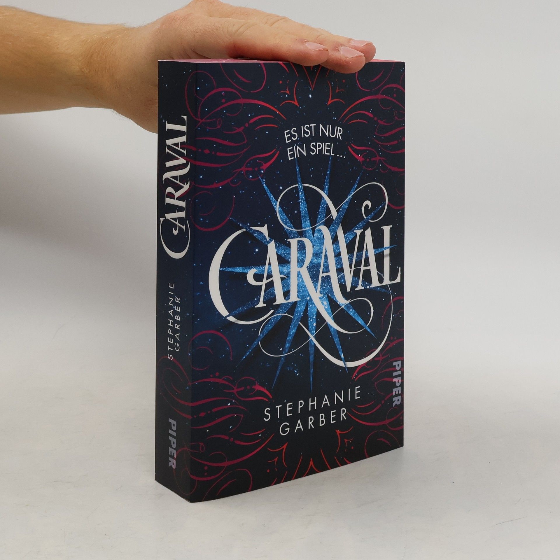 Stephanie Garber Caraval