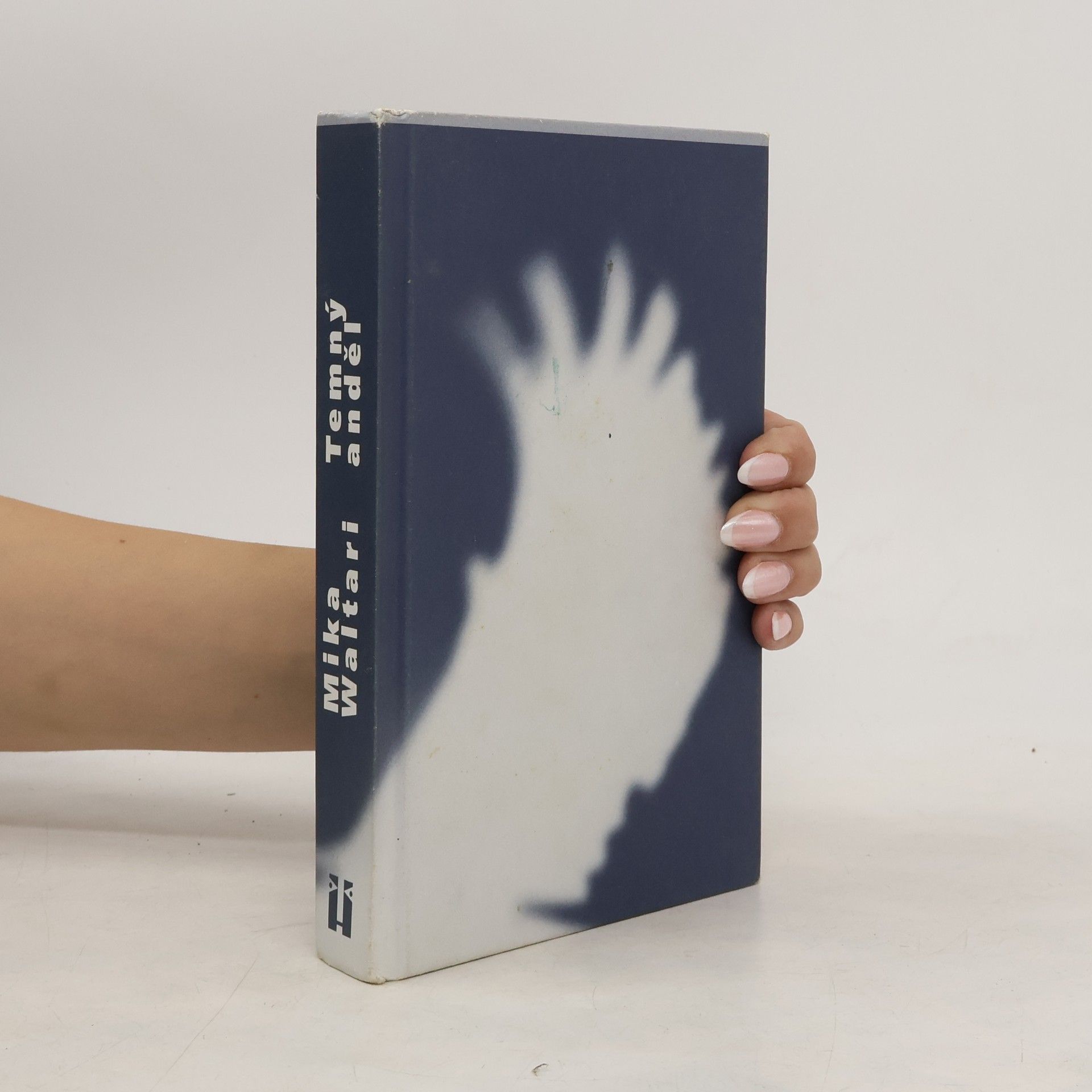 Mika Waltari Temný anděl