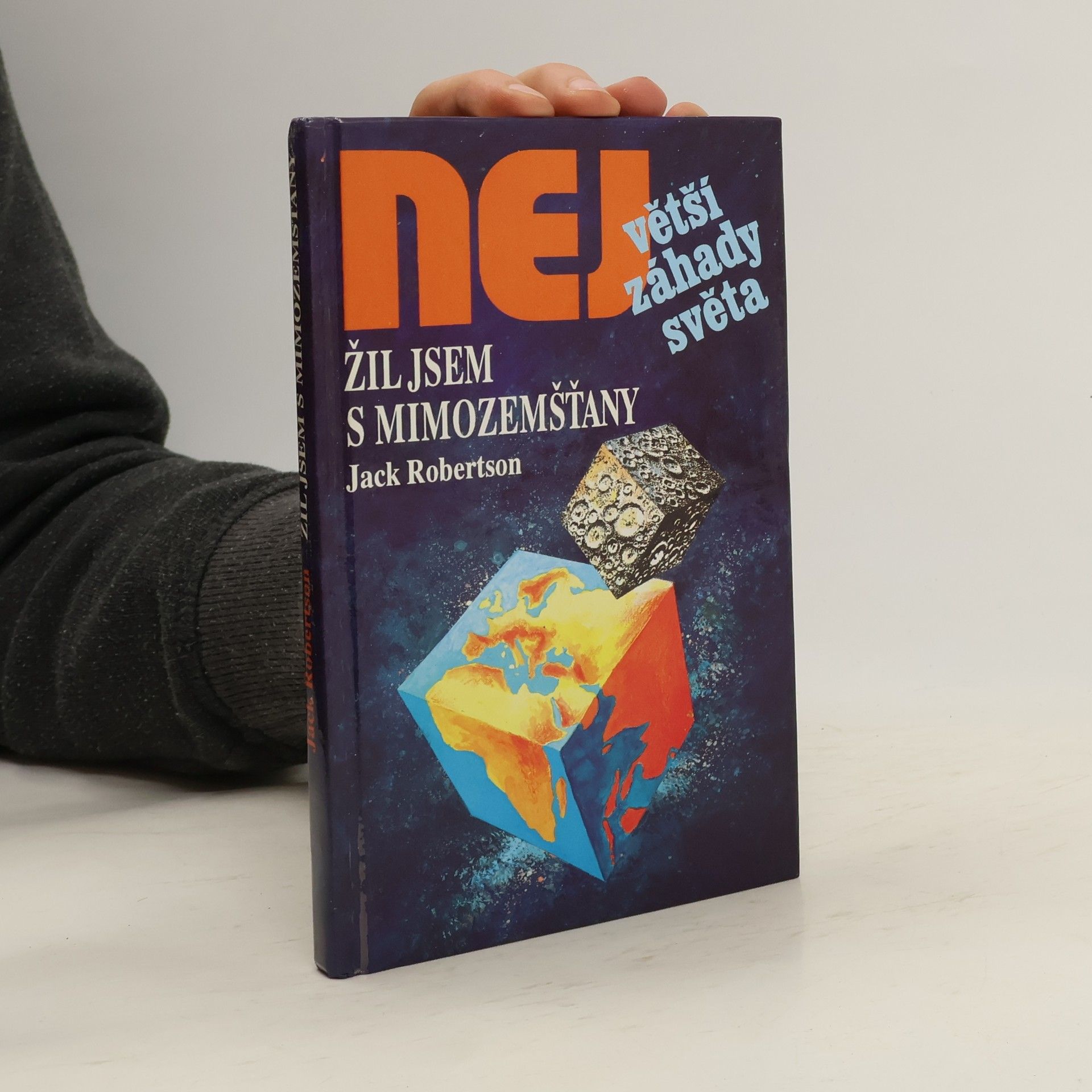 Jack Robertson Žil jsem s mimozemšťany