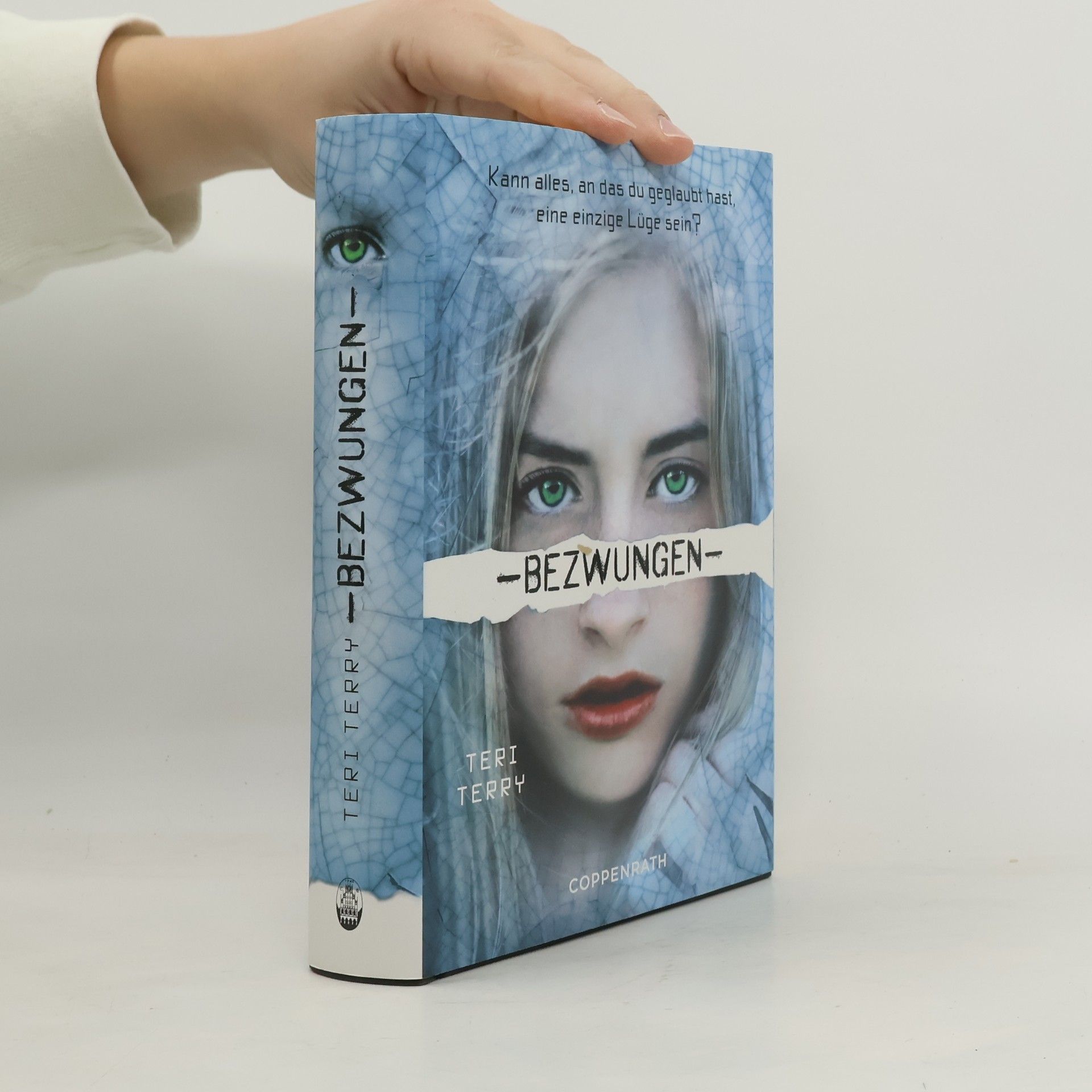 Teri Terry Bezwungen