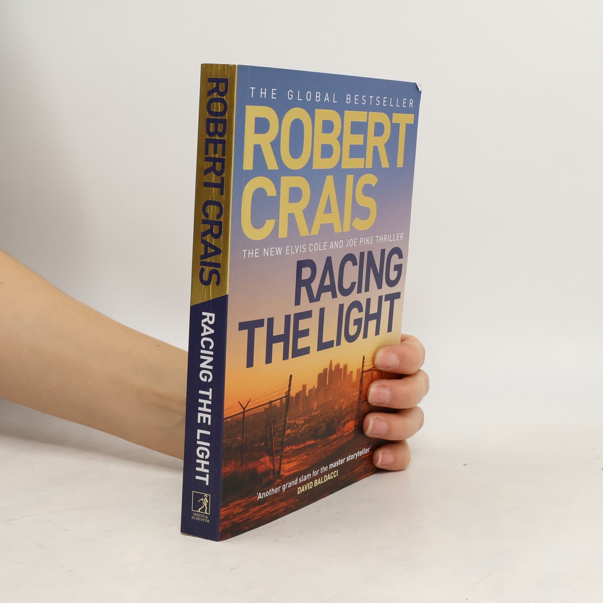 Robert Crais Racing the Light
