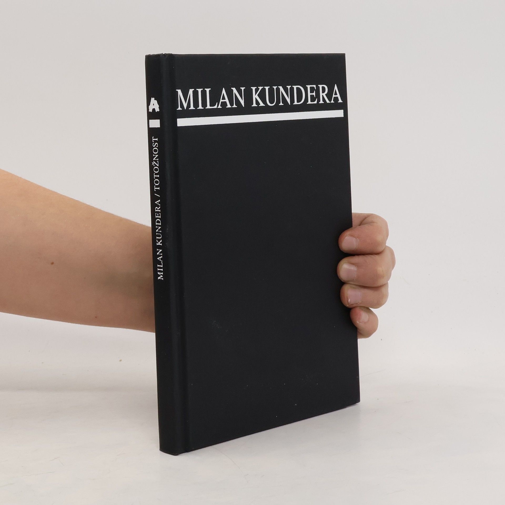 Milan Kundera Totožnost