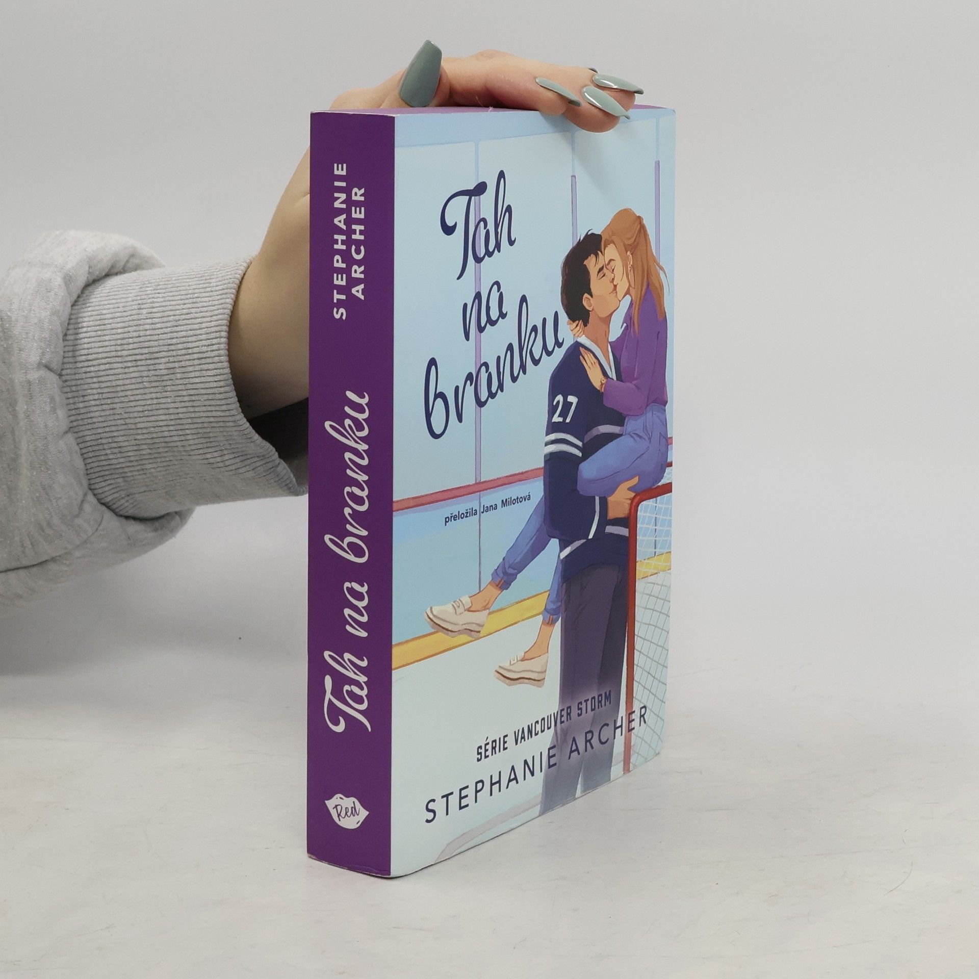 Stephanie Archer Tah na branku