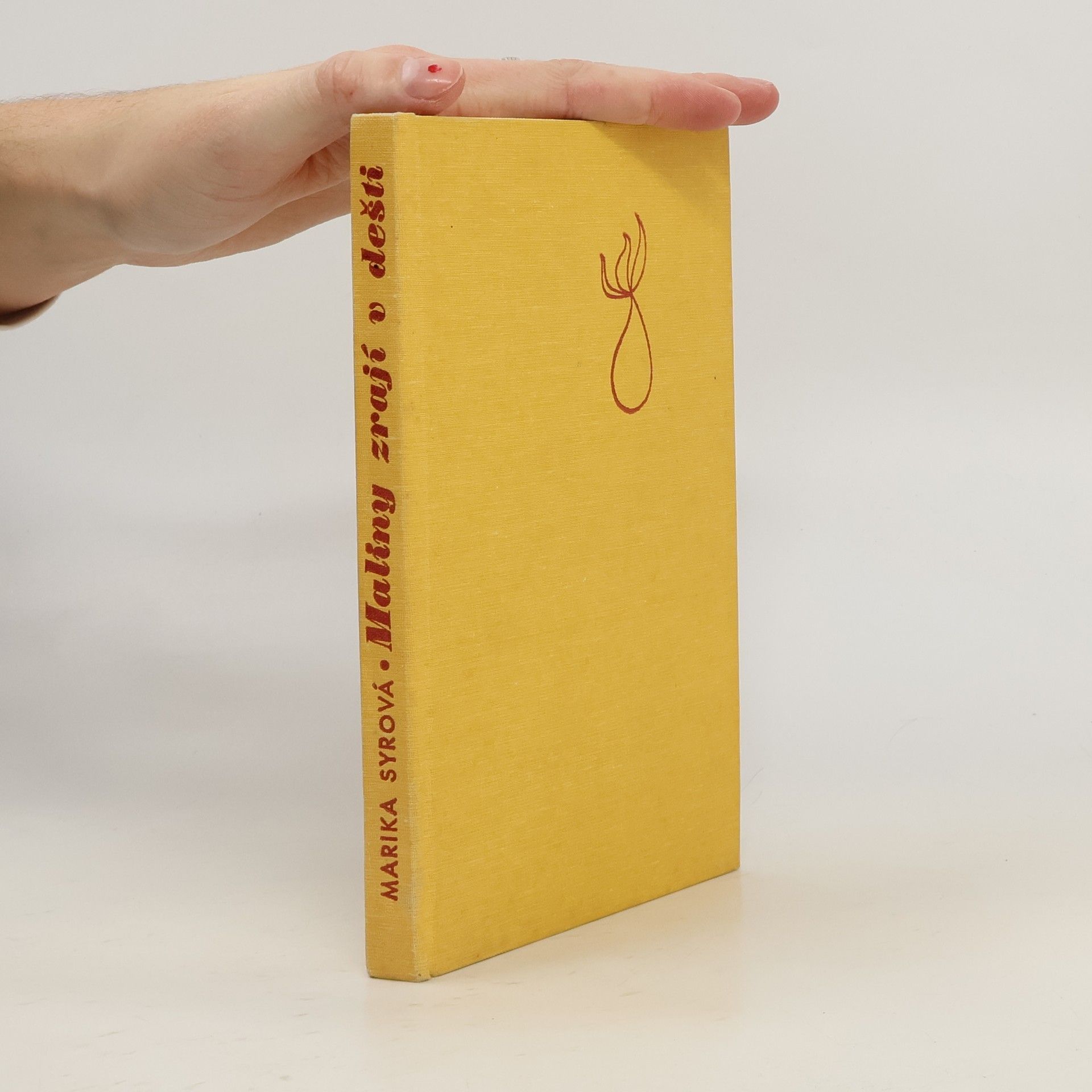 Maliny zrají v dešti