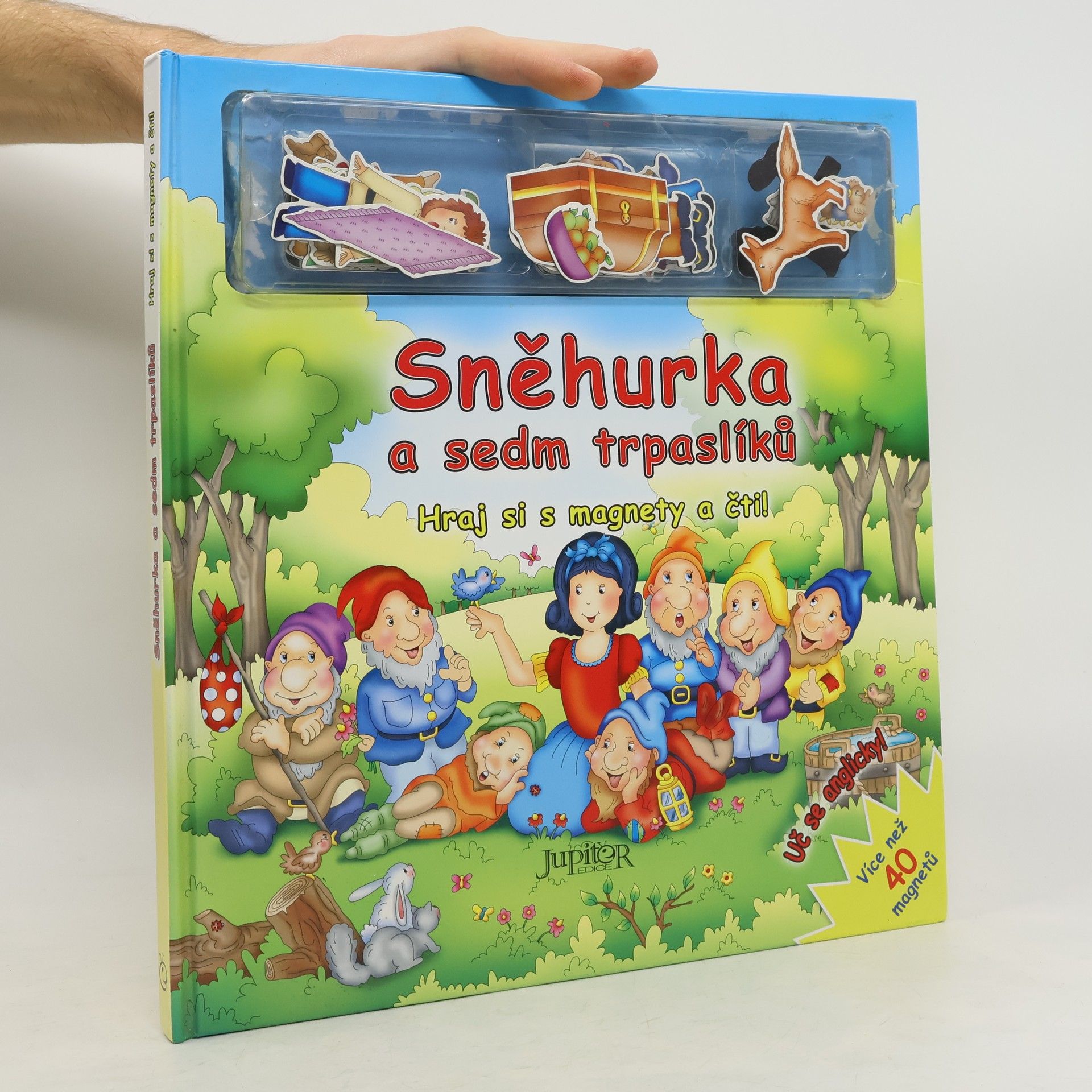 Brenda Apsley Sněhurka a sedm trpaslíků Hraj si s magnety a čti!