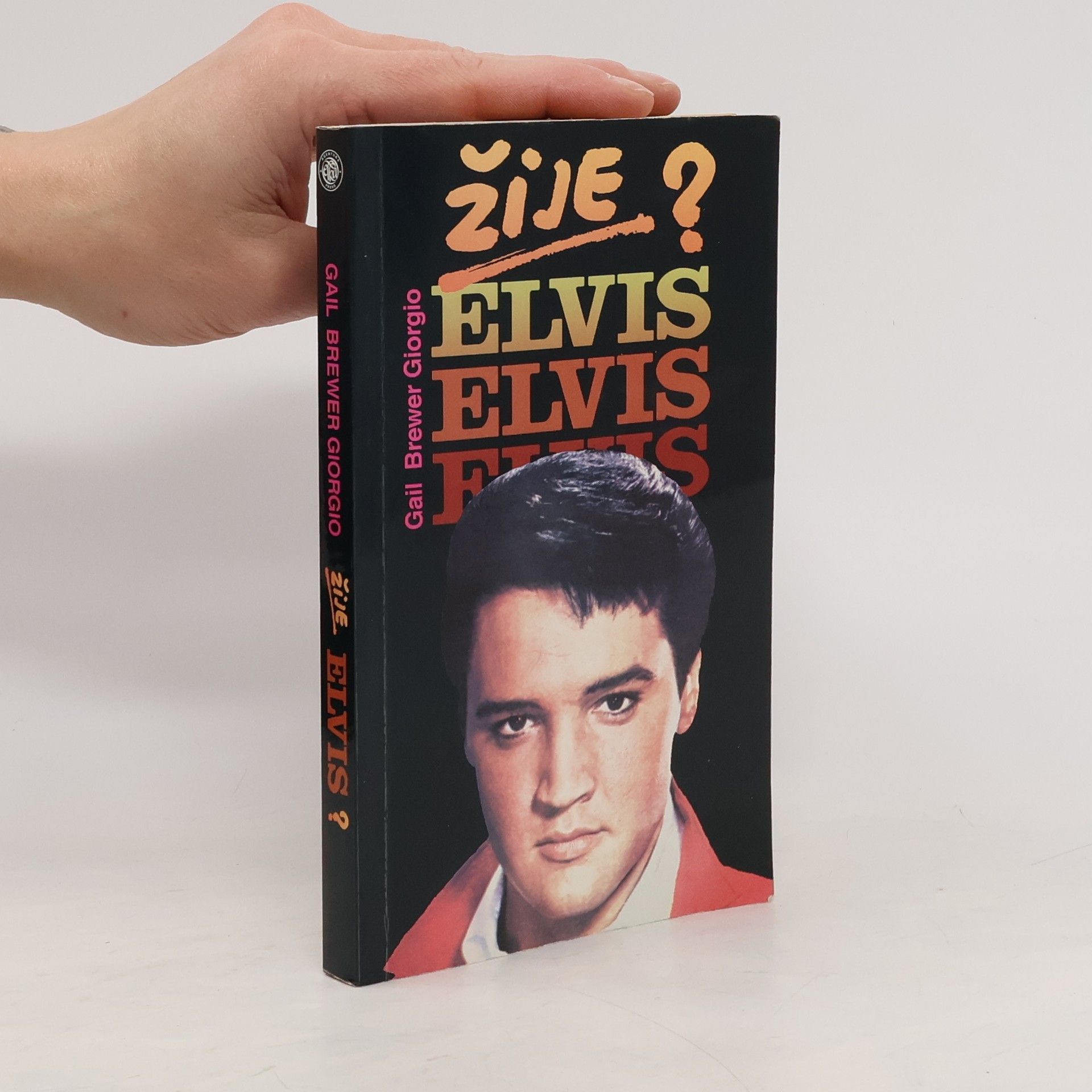Žije Elvis?