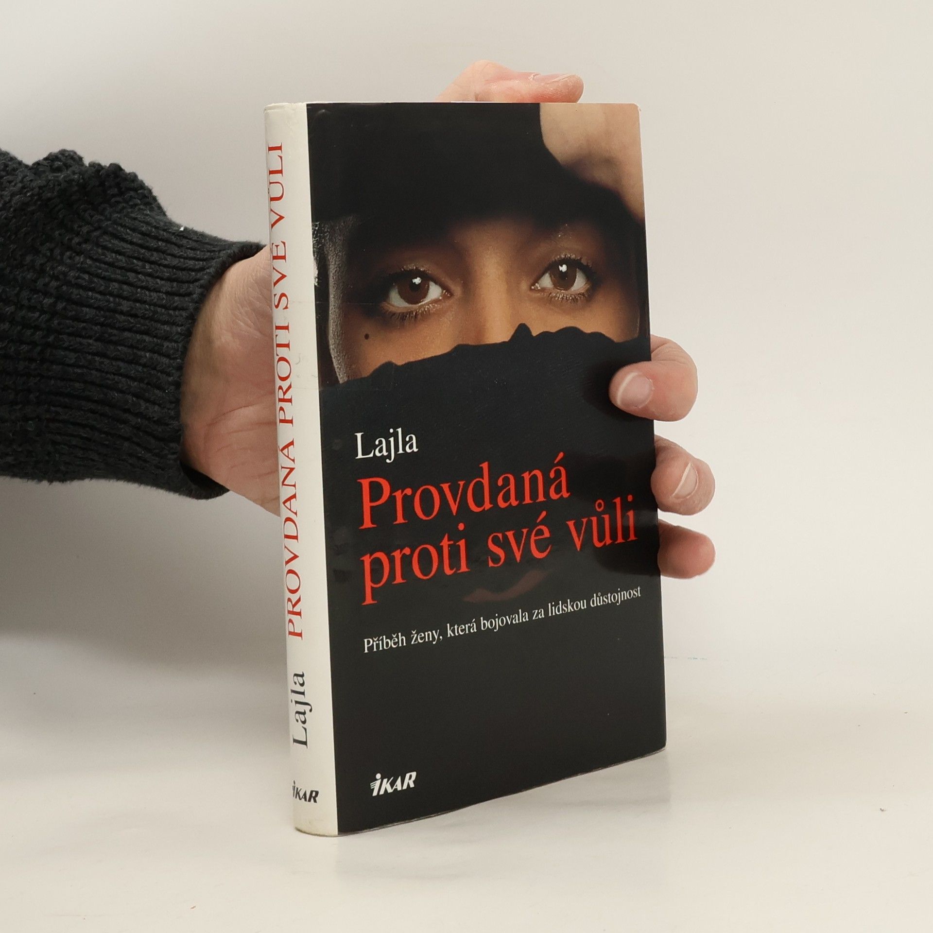 Lajla Provdaná proti své vůli