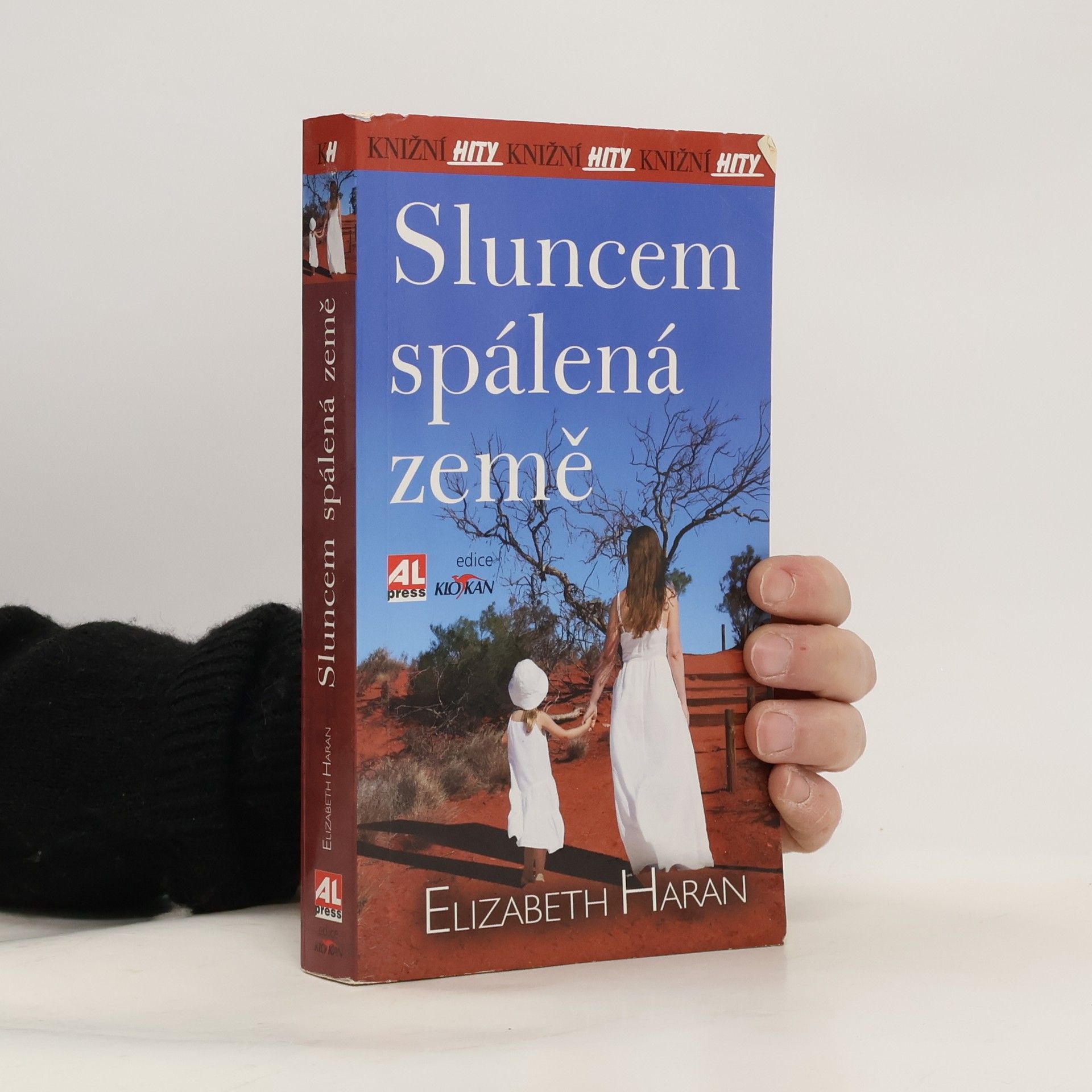 Elizabeth Haran Sluncem spálená země