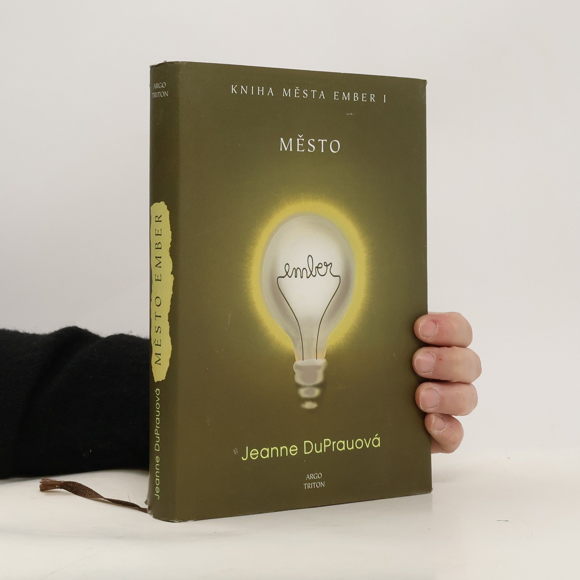 Jeanne DuPrau Kniha města Ember I. Město Ember