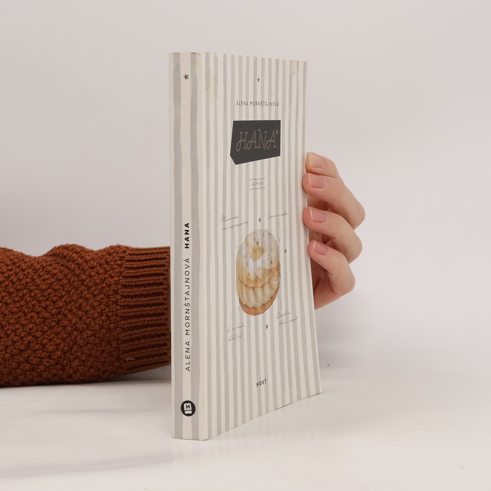 Alena Mornštajnová Hana