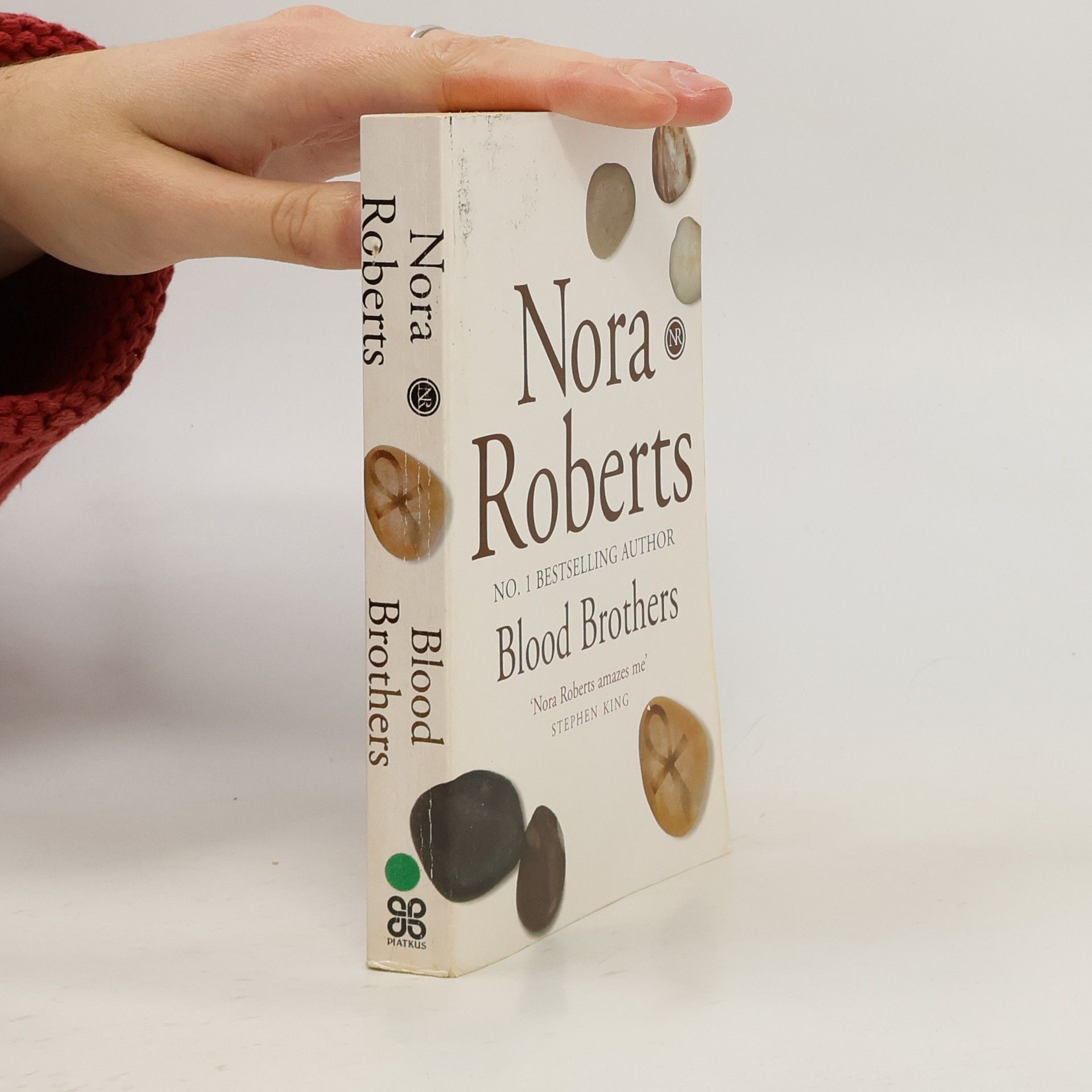 Nora Roberts Blood Brothers