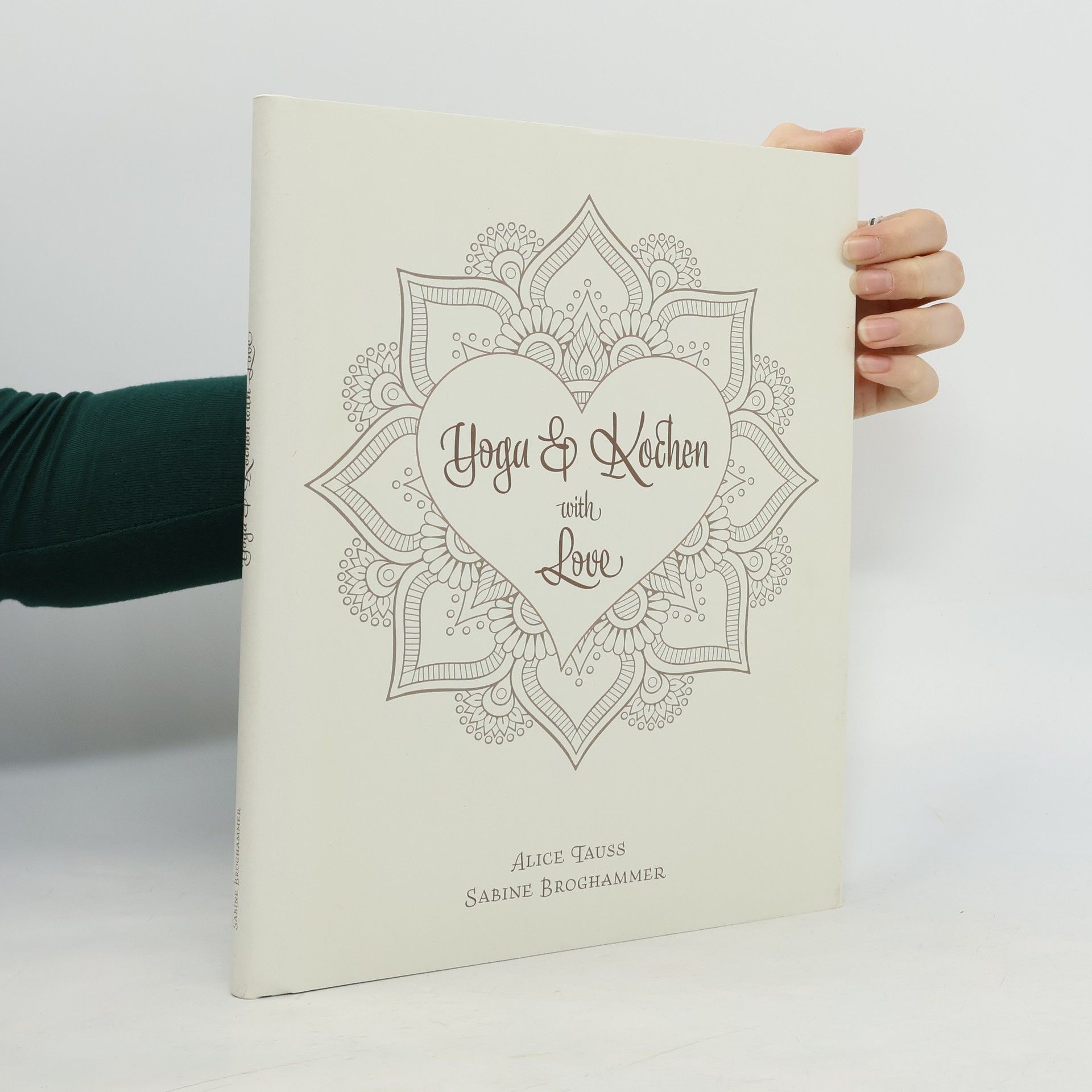 Alice Tauss Yoga & Kochen with Love