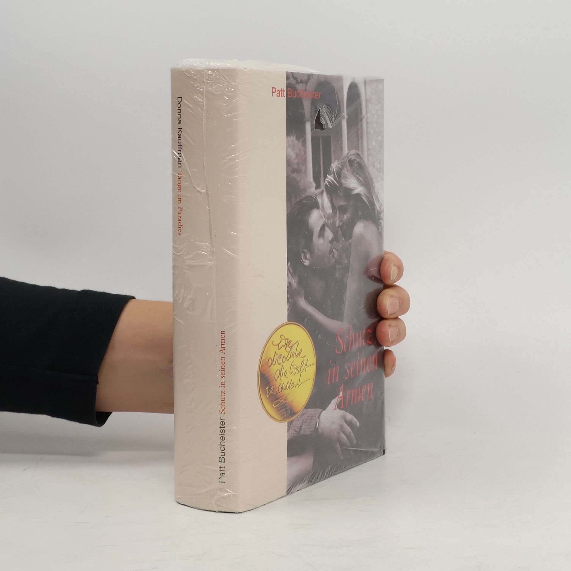 Schutz in seinen Armen