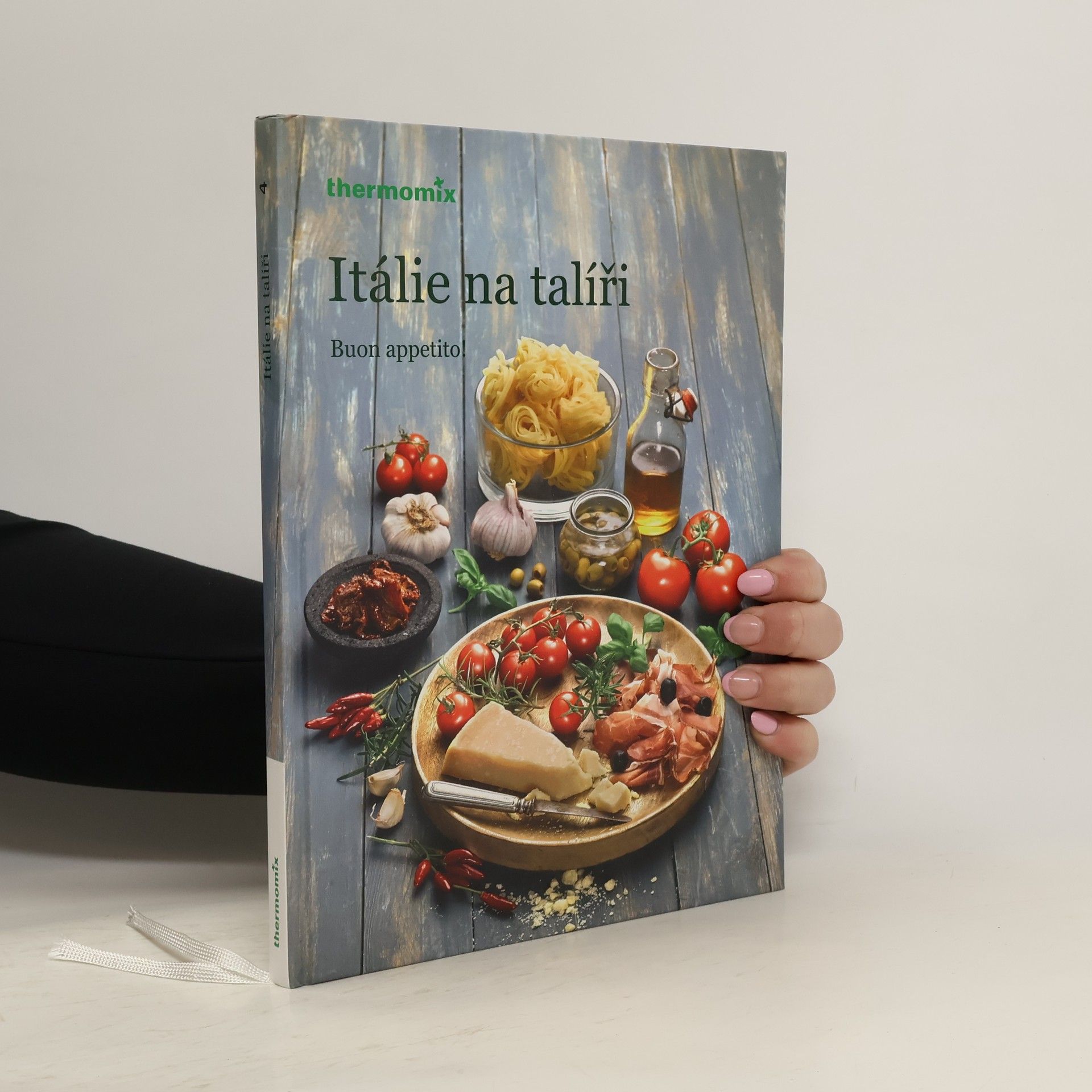 AA.VV. Itálie na talíři