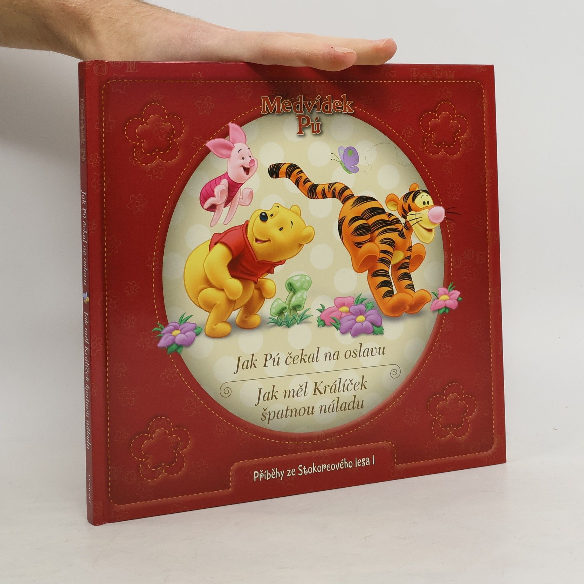 Jak Pú čekal na oslavu. Jak měl králíček špatnou náladu