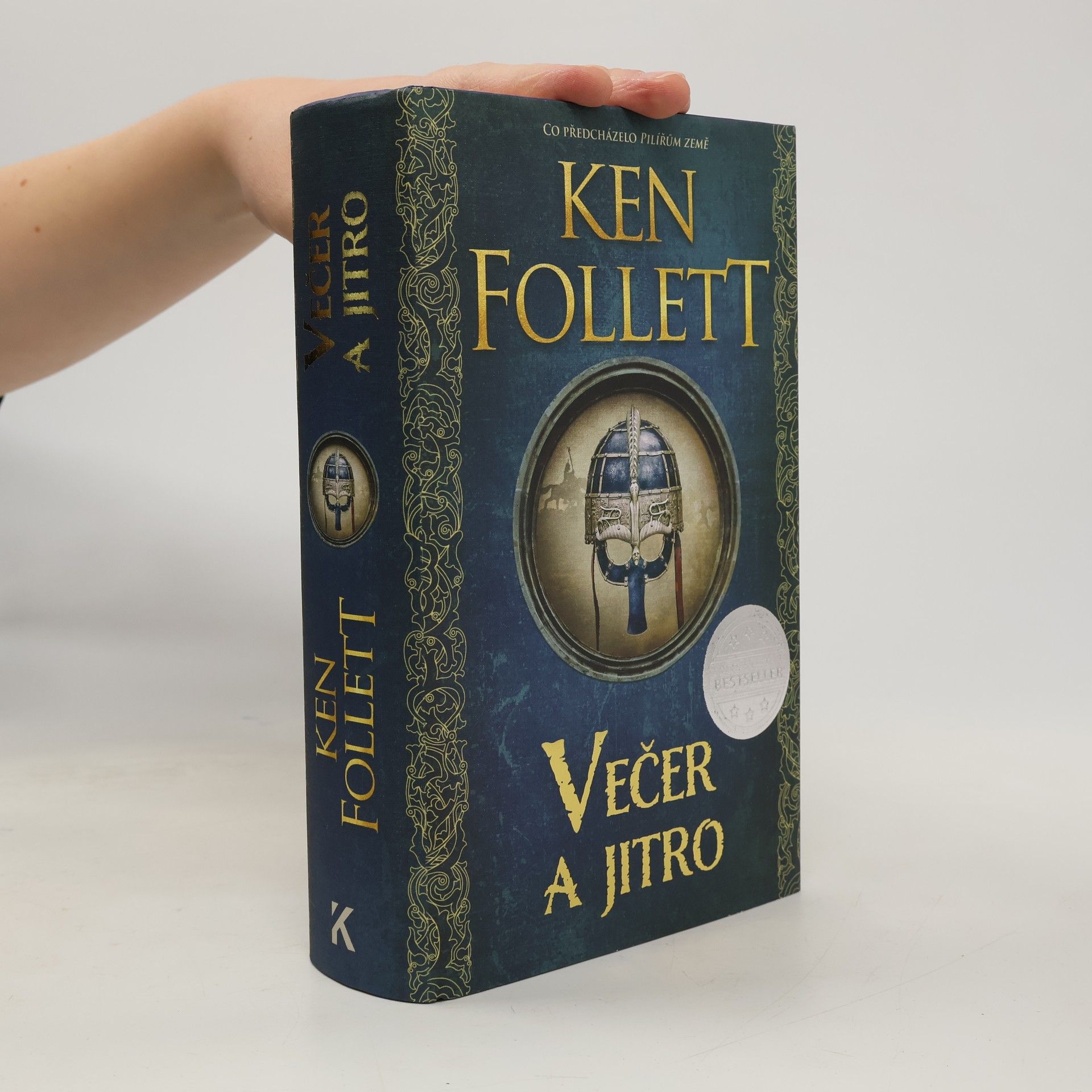 Ken Follett Večer a jitro