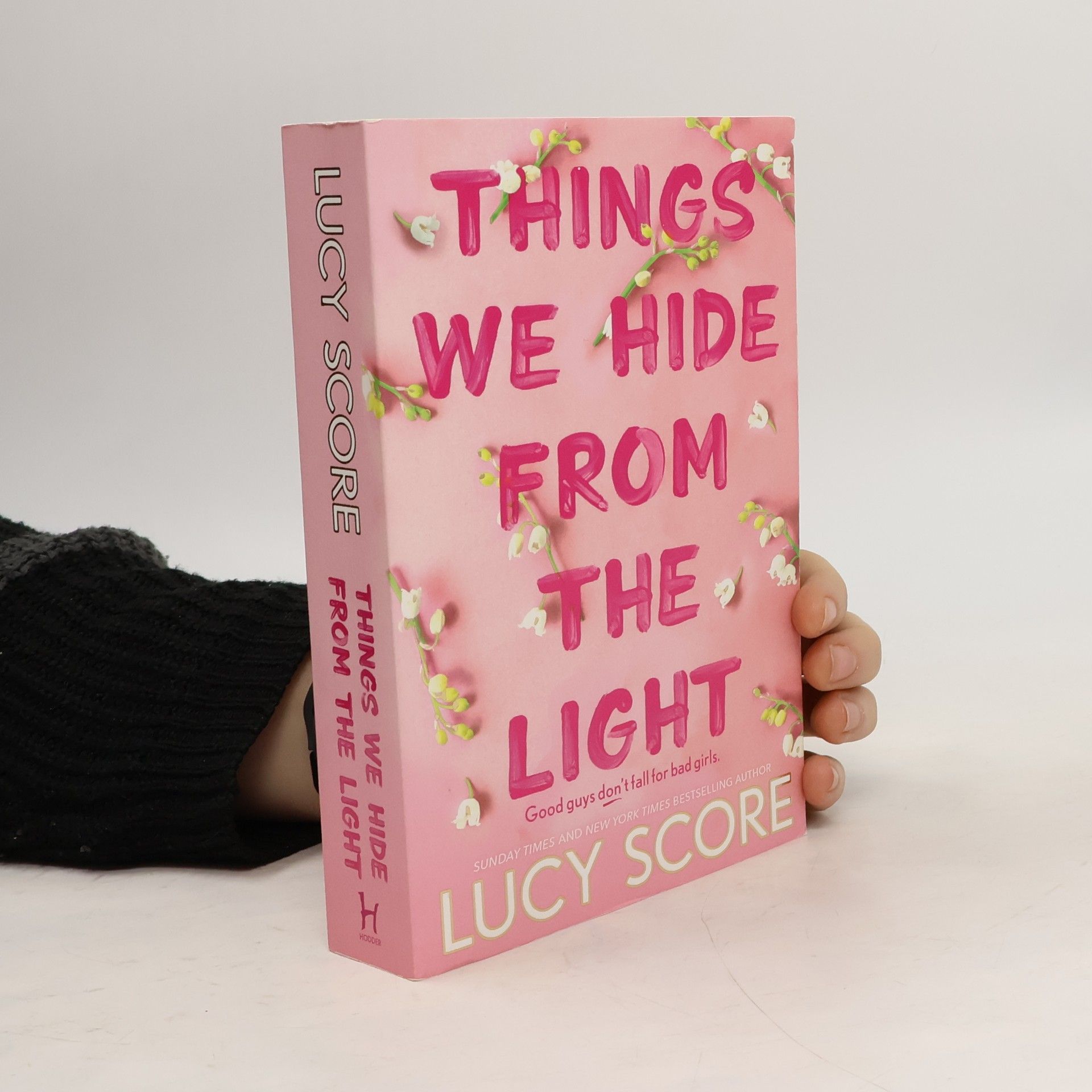 Lucy Score Things we hide from the light