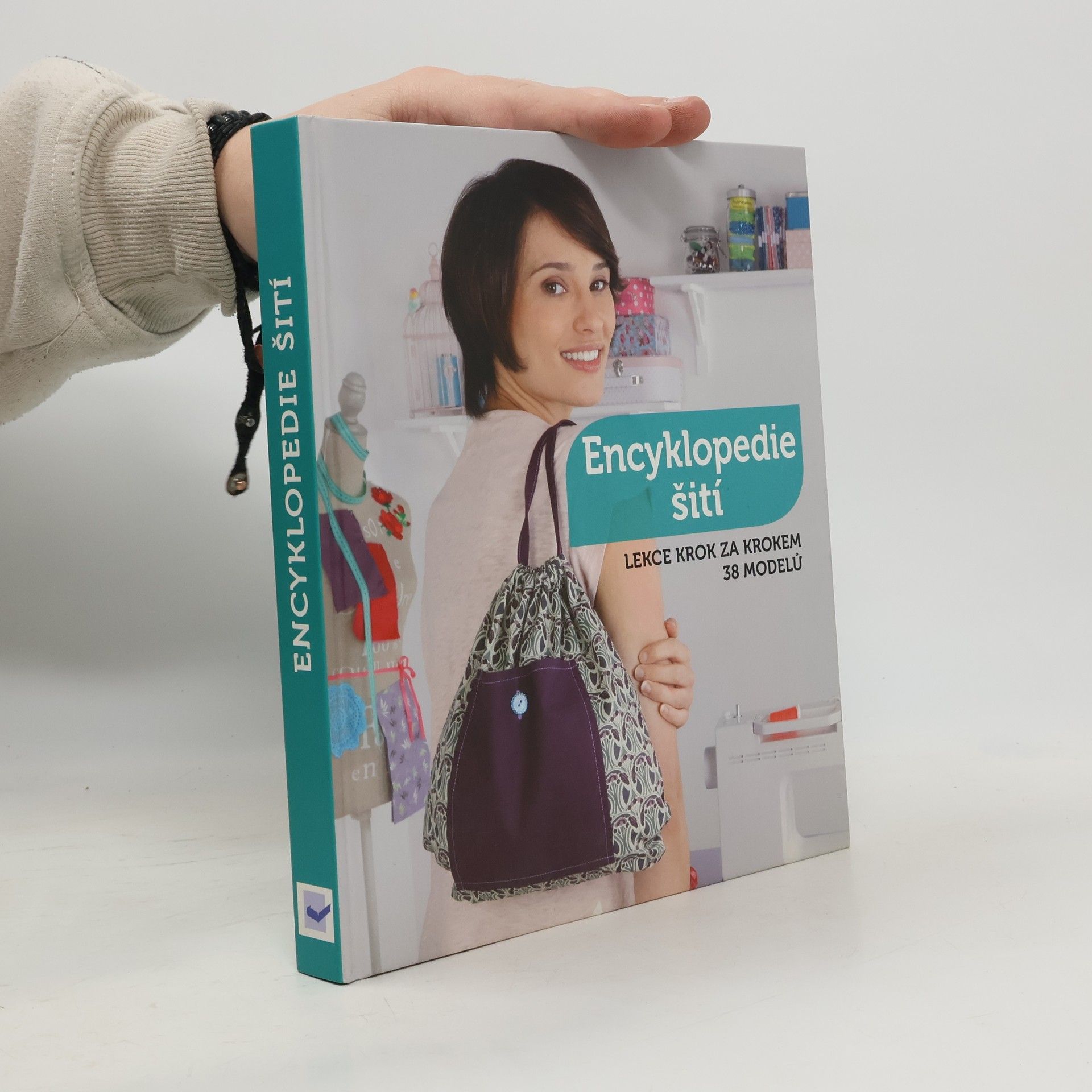 Autorenkollektiv Encyklopedie šití - Šití v ruce i na stroji