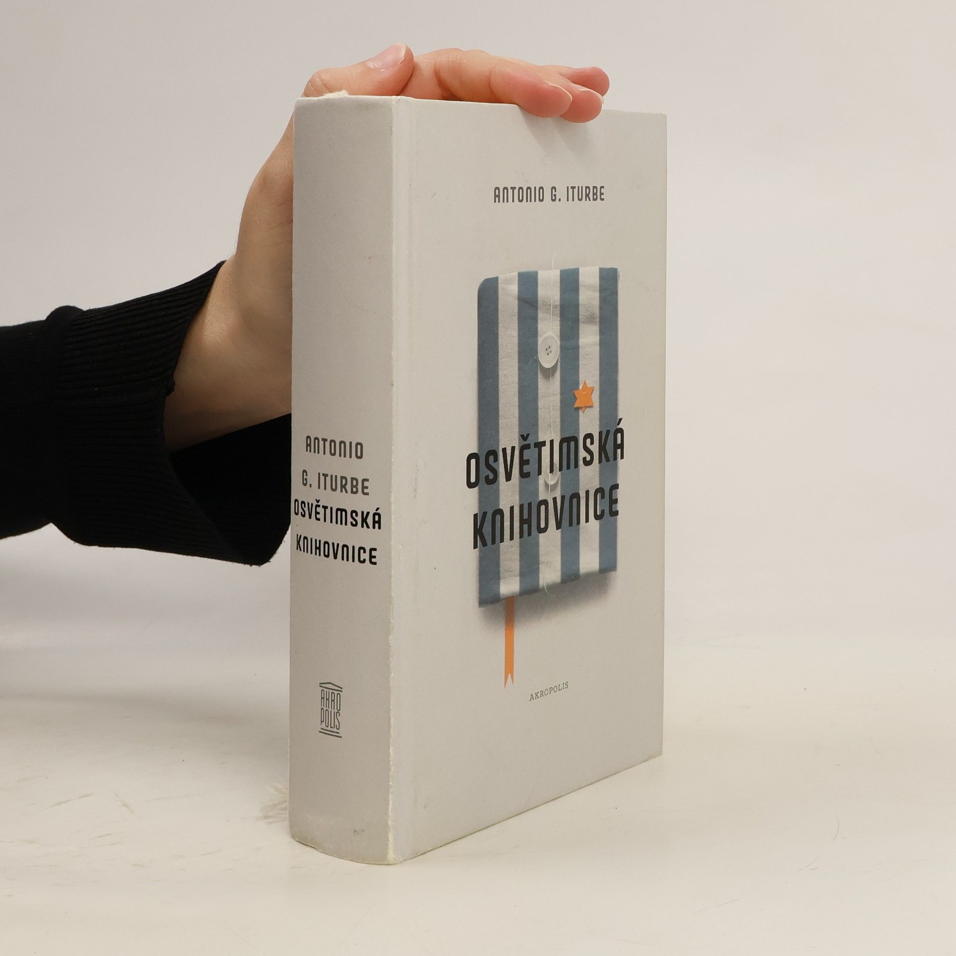 Antonio Iturbe Osvětimská knihovnice