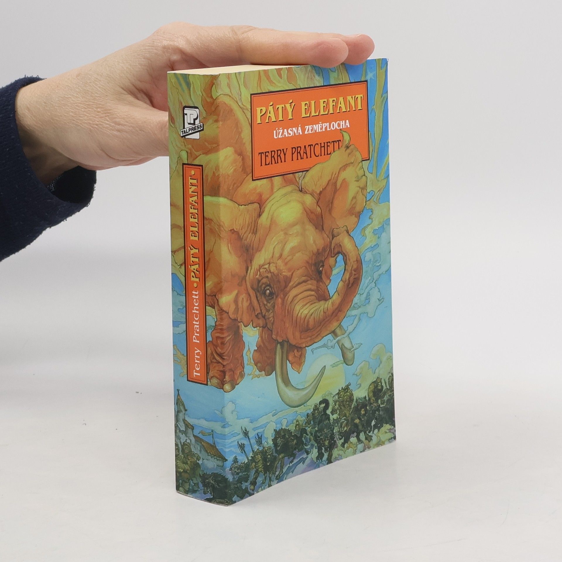 Terry Pratchett Pátý elefant