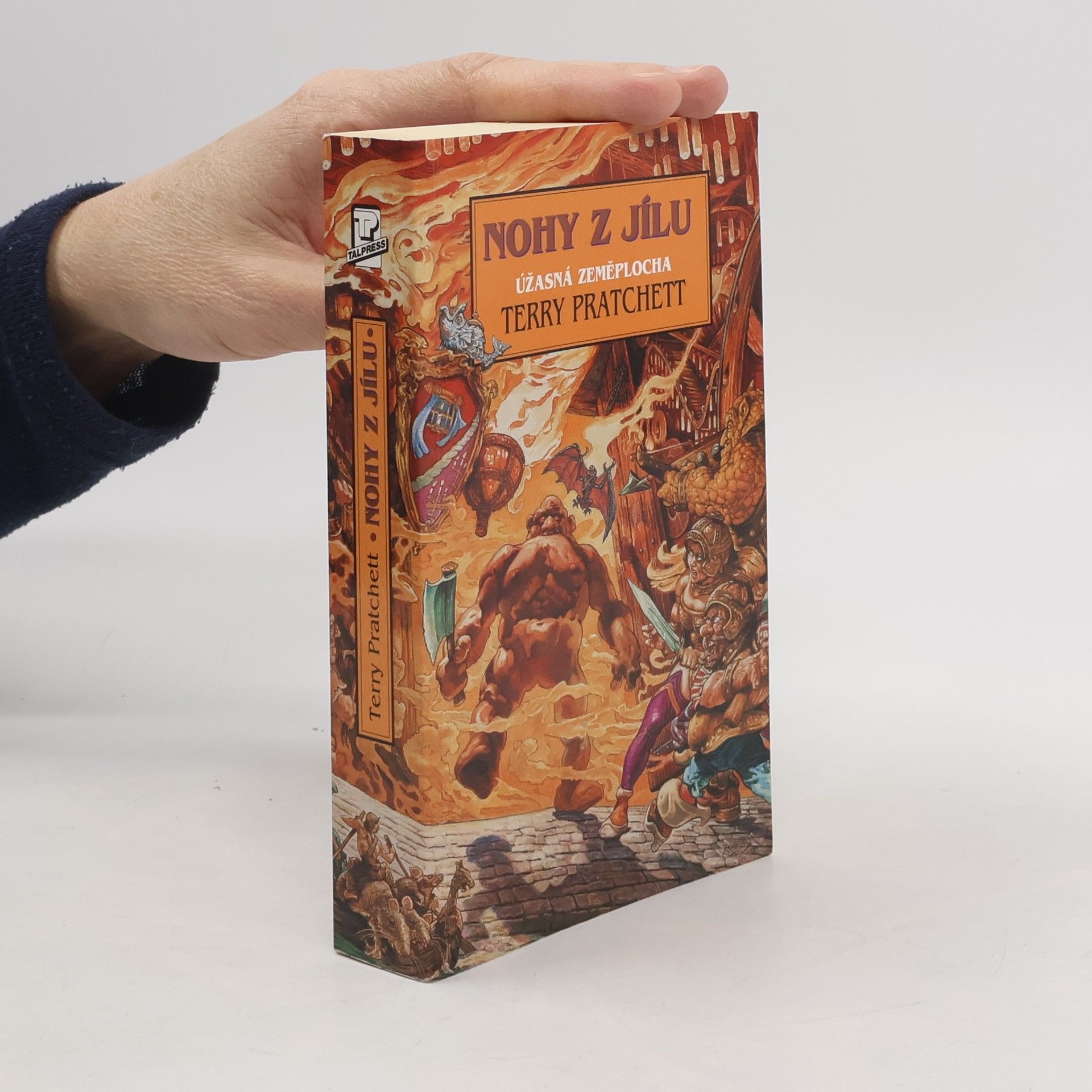 Terry Pratchett Nohy z jílu