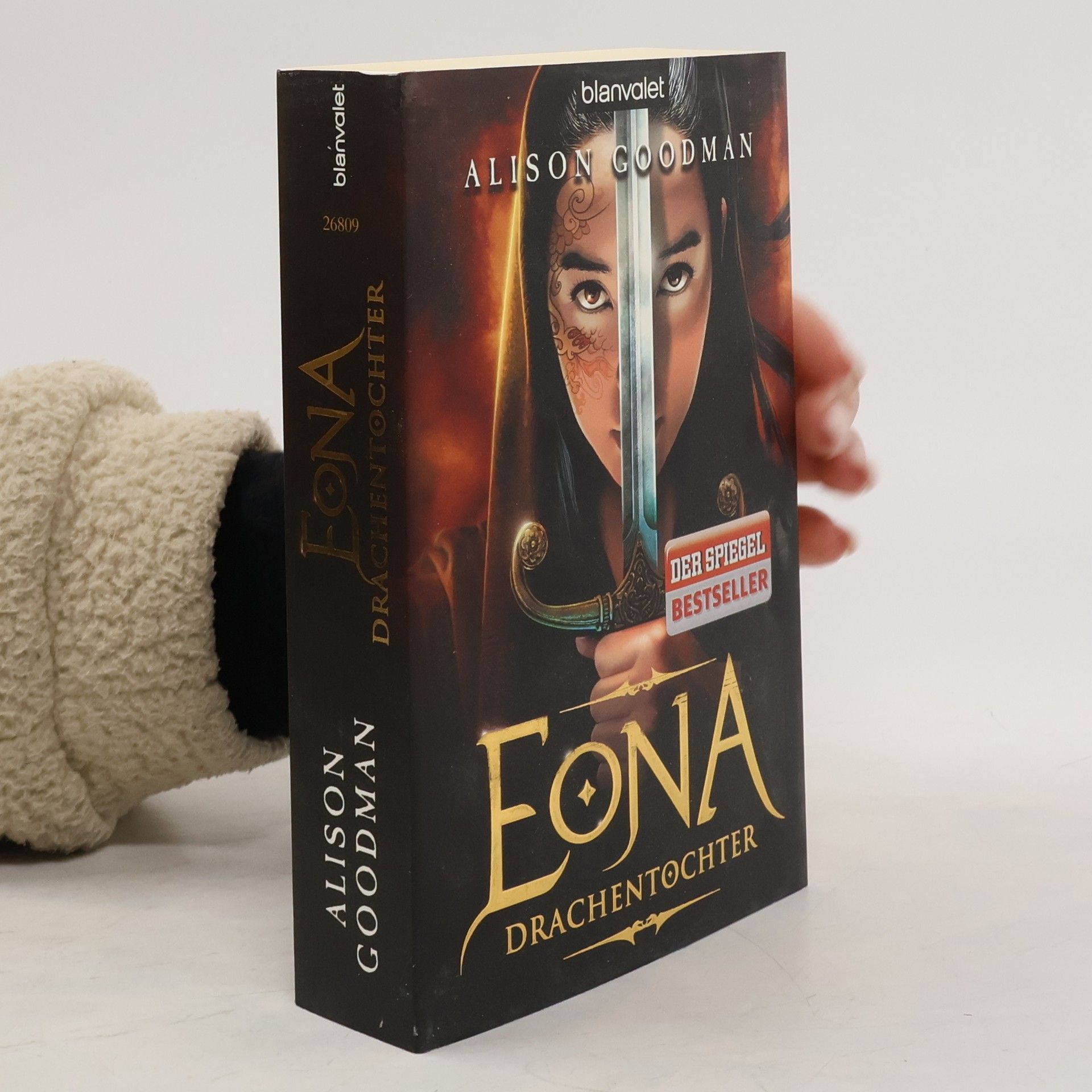 Alison Goodman Eona. Drachentochter