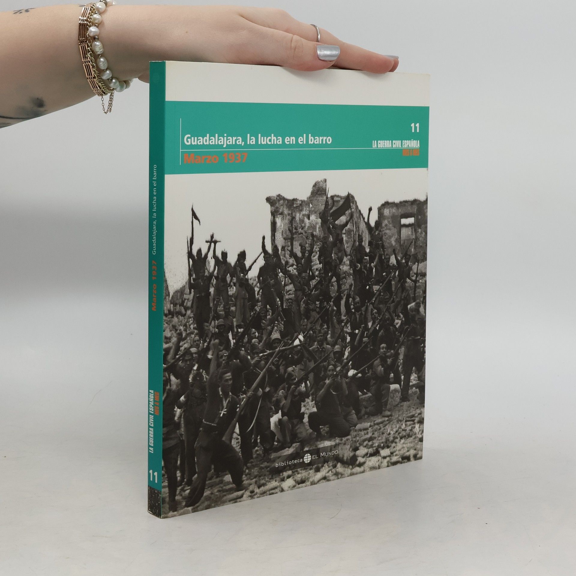 Autorenkollektiv Guadalajara, la lucha en el barro 11