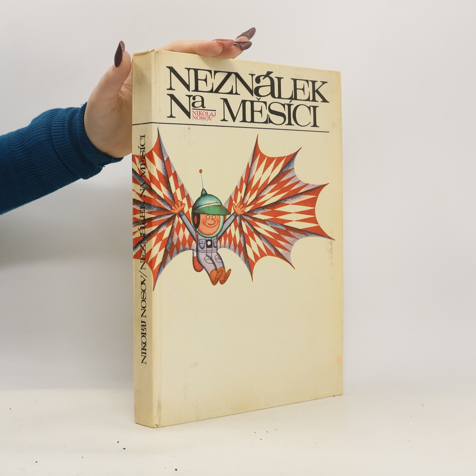 Nikolay Nosov Neználek na Měsíci