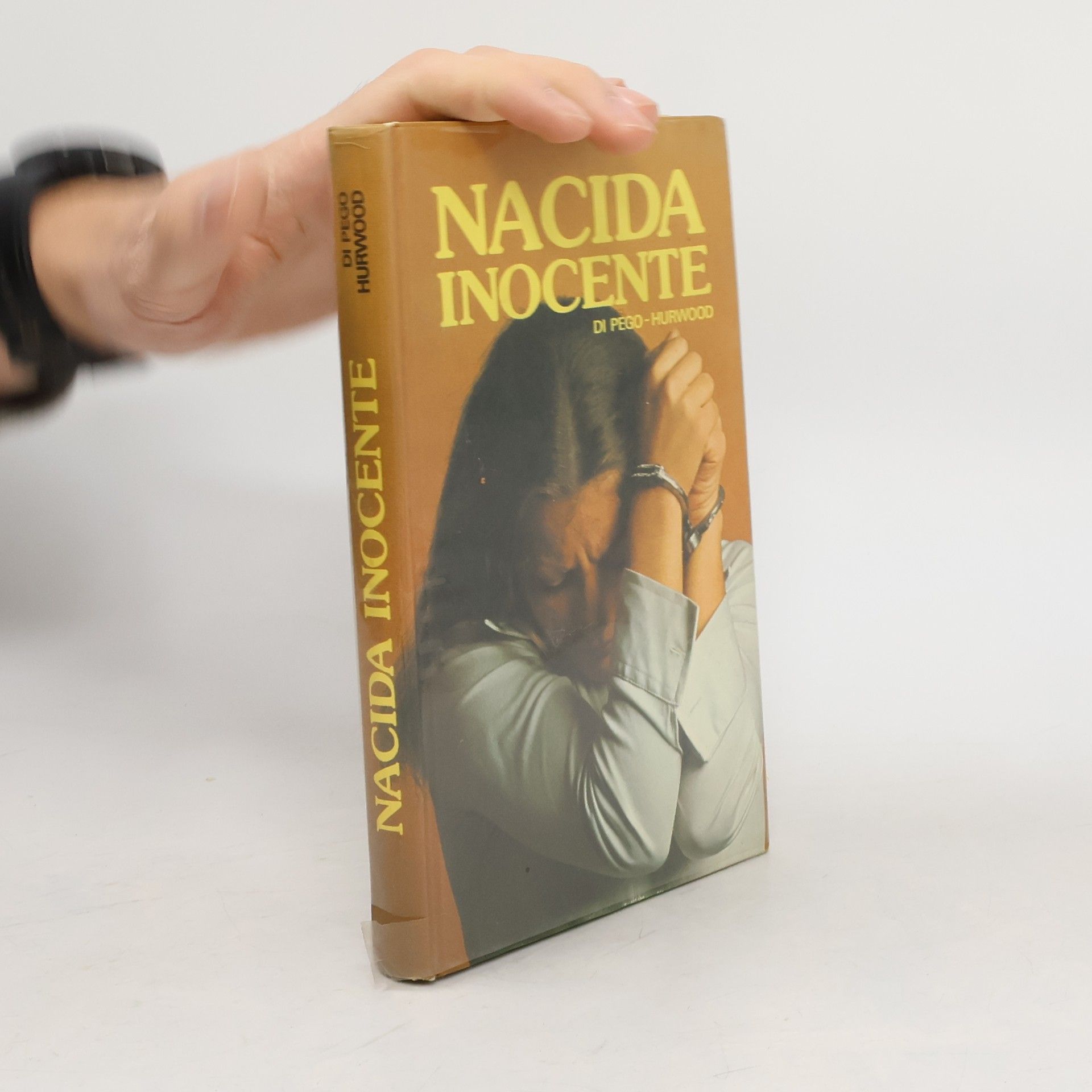 Bernhardt J. Hurwood Nacida Inocente