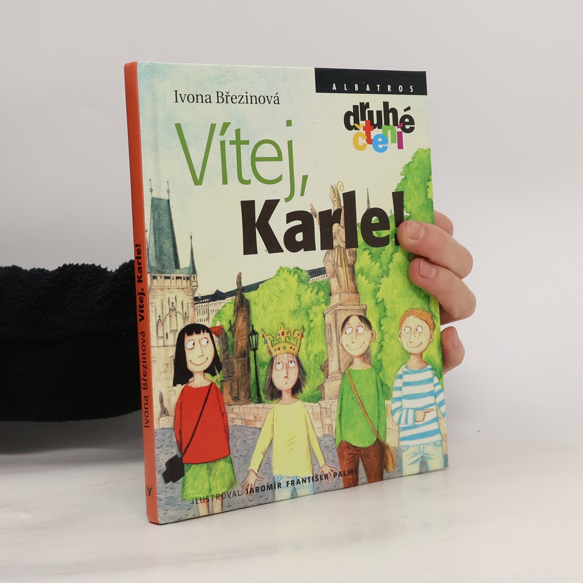 Ivona Březinová Vítej, Karle!