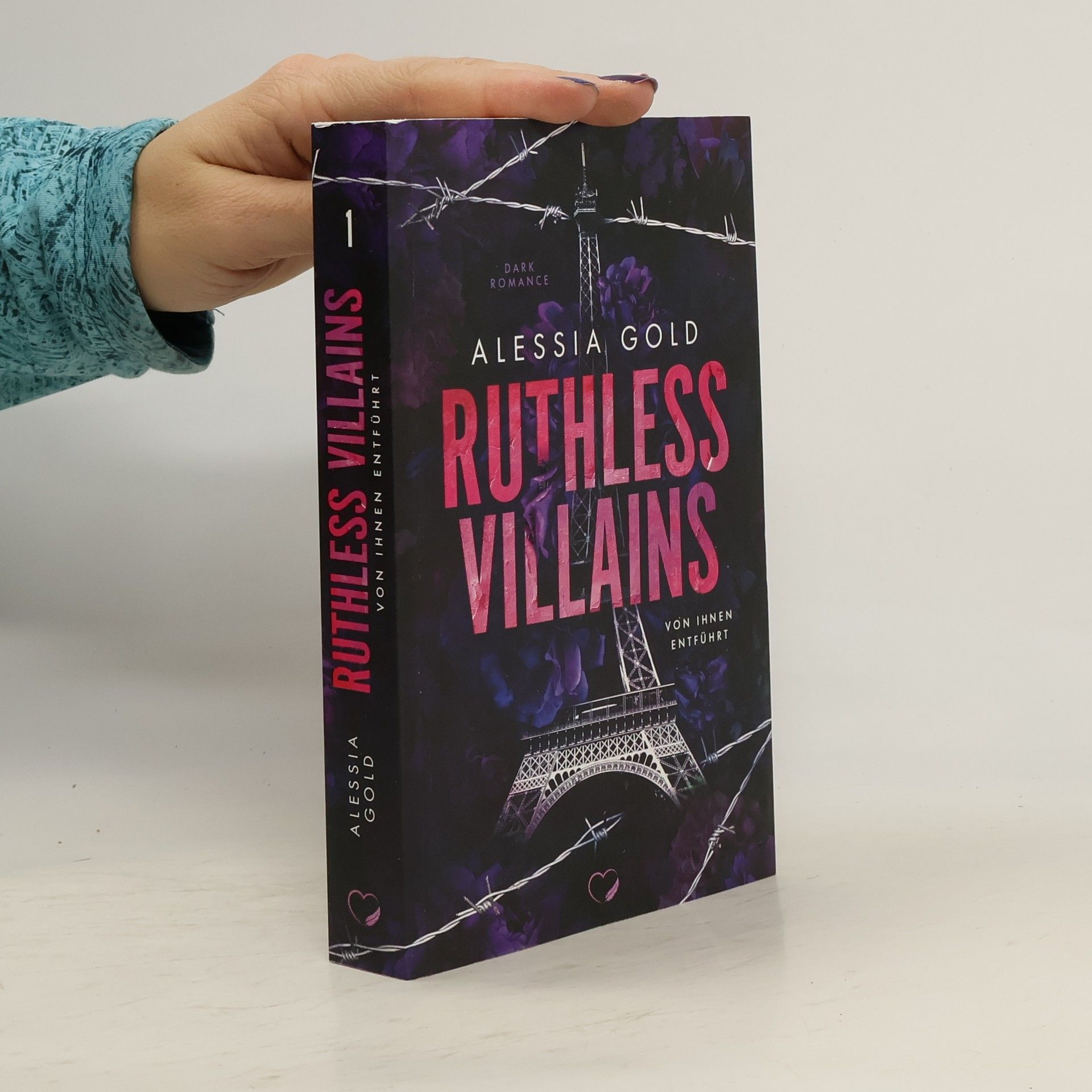 Alessia Gold Ruthless Villains