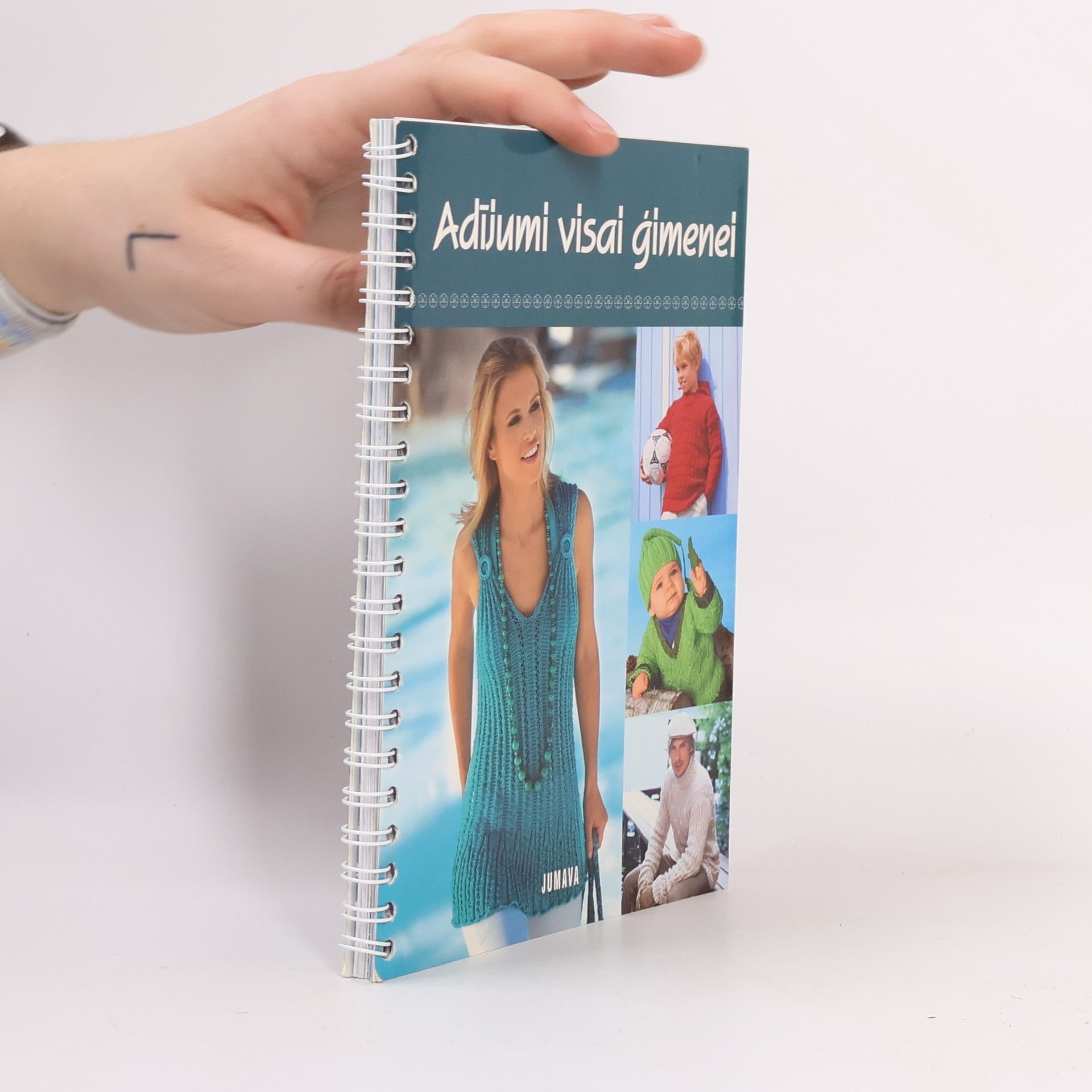 Autores varios Adījumi visai ǵimenei