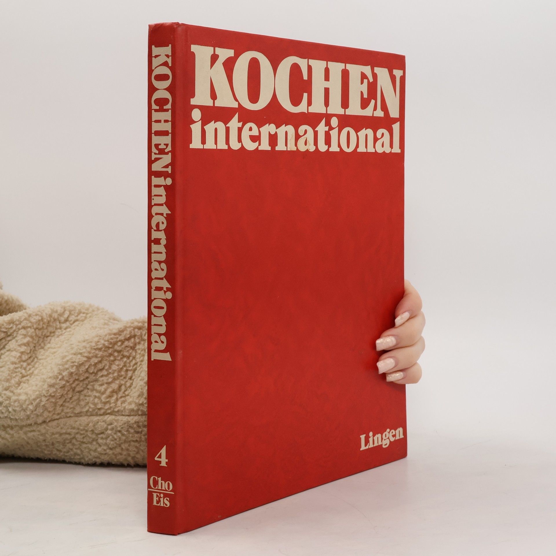 AA.VV. Kochen International Band 4