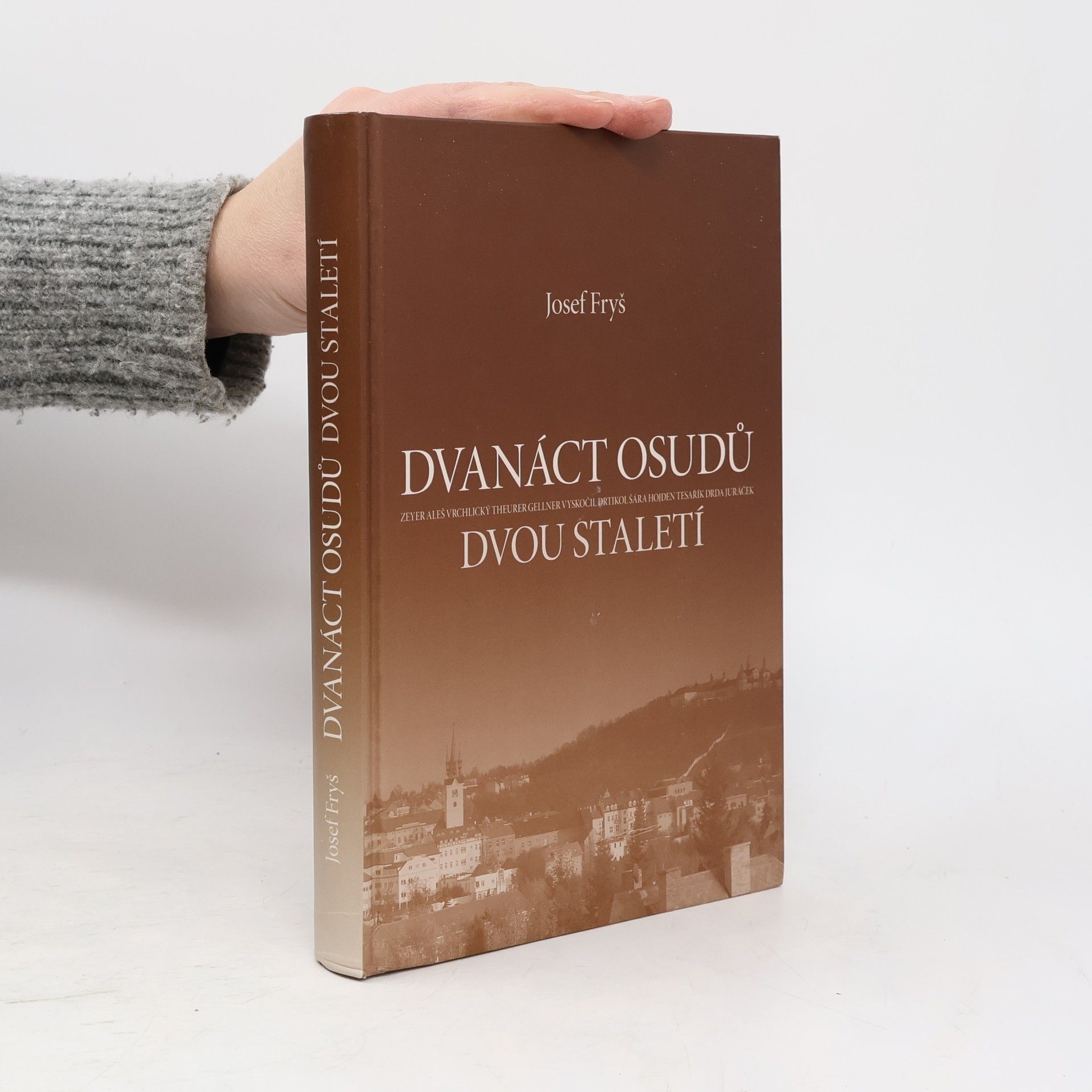 Dvanáct osudů dvou staletí : Zeyer, Aleš, Vrchlický, Theurer, Gellner, Vyskočil, Drtikol, Šára, Hojden, Tesařík, Drda, Juráček