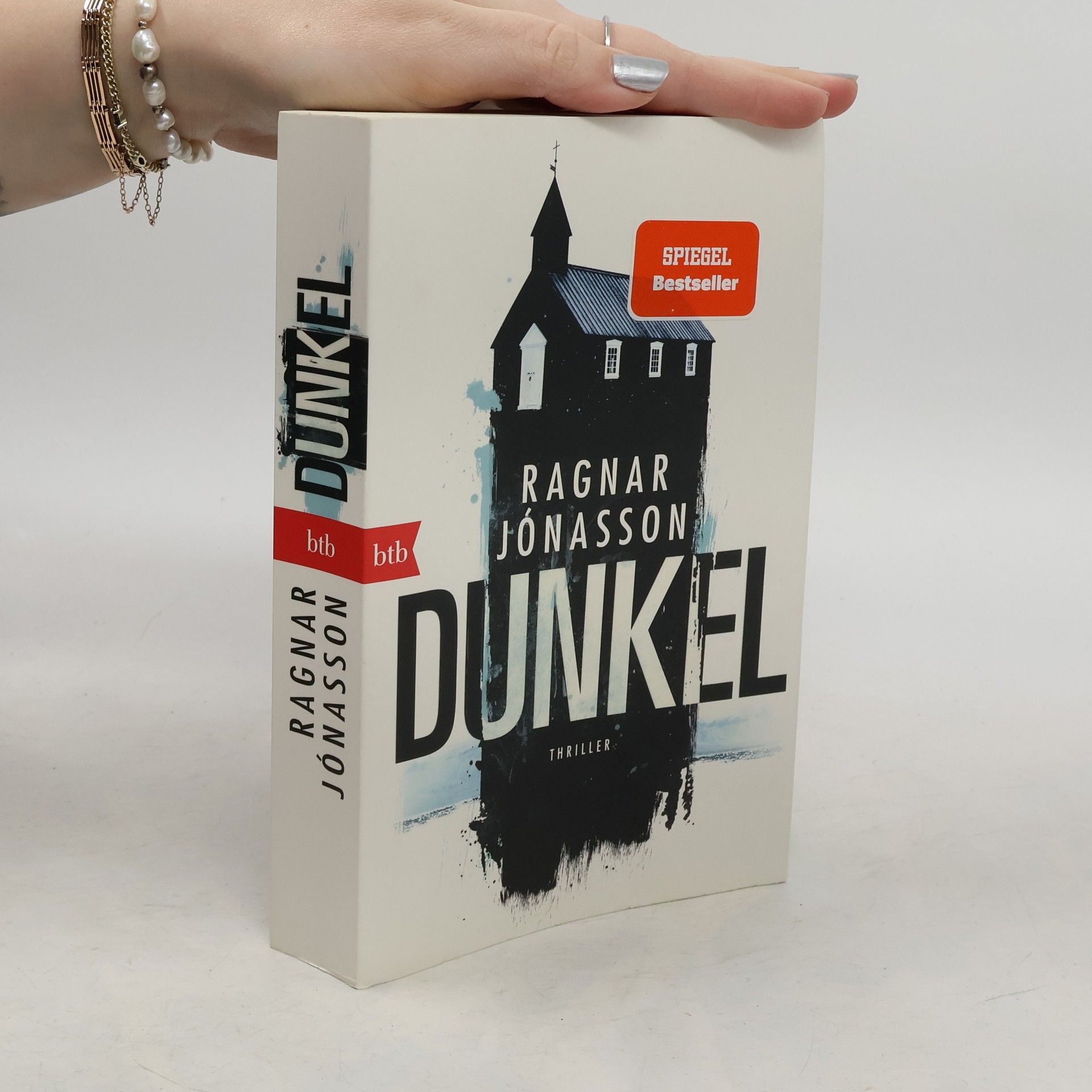 Ragnar Jónasson Dunkel