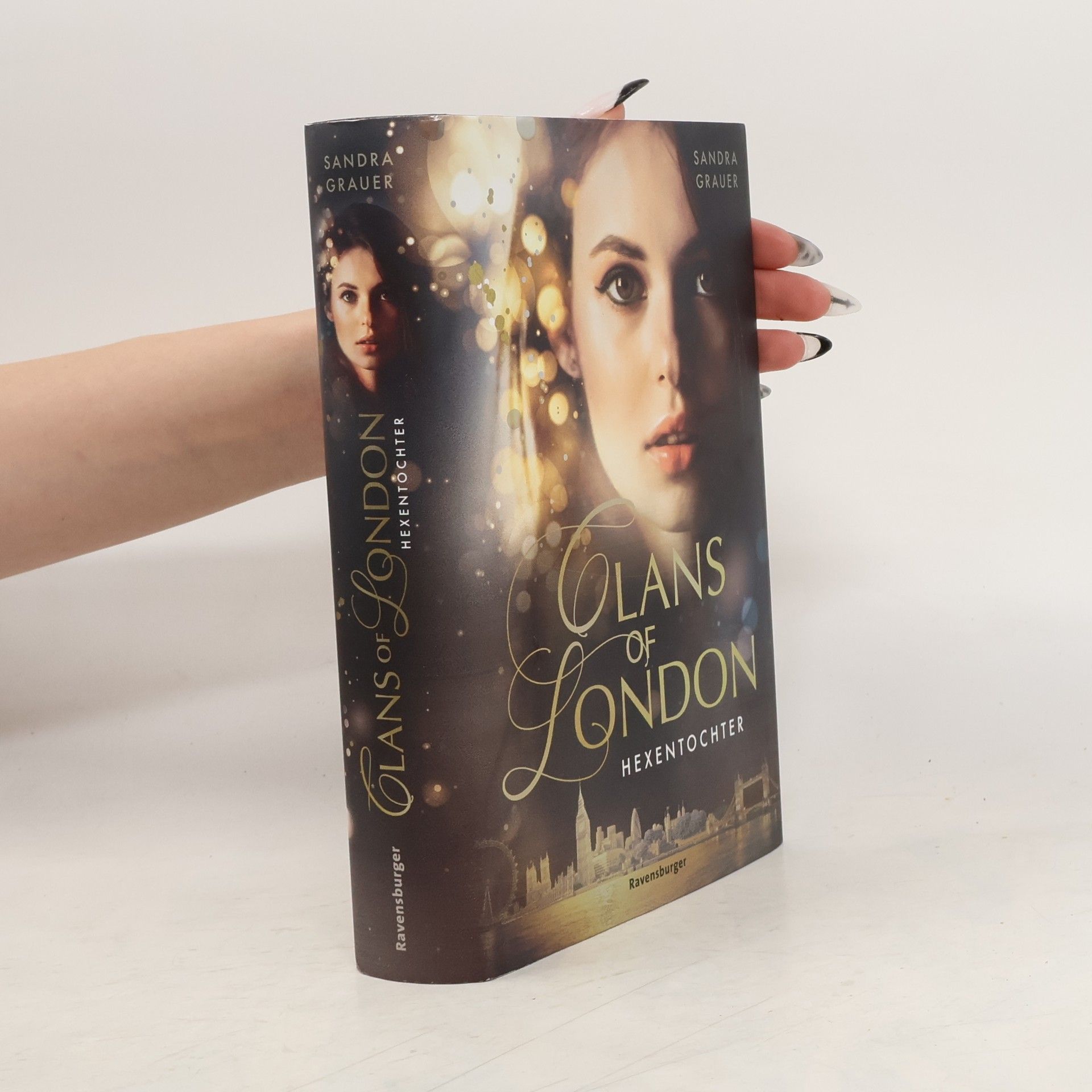 Sandra Grauer Hexentochter