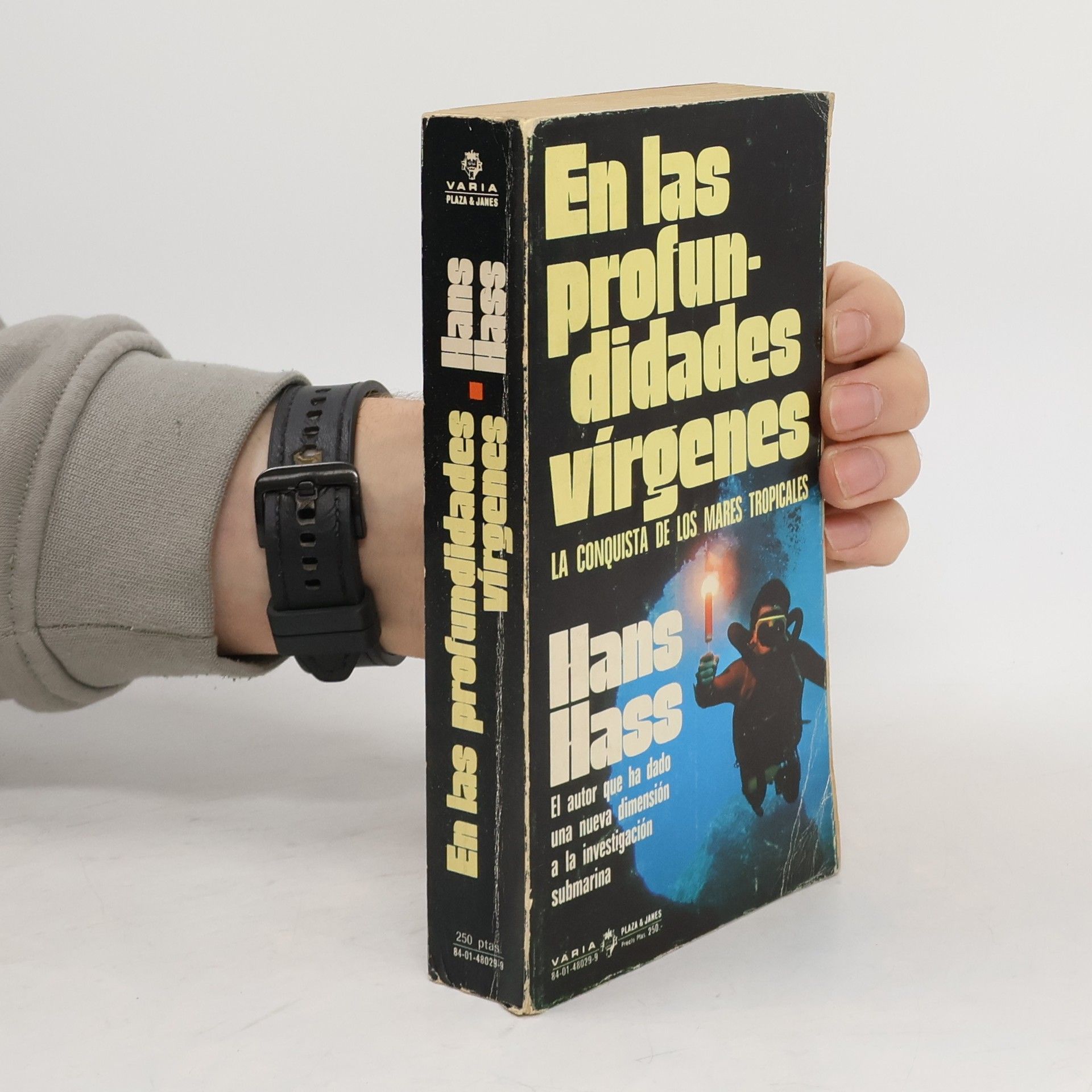 En las profundidades vírgenes